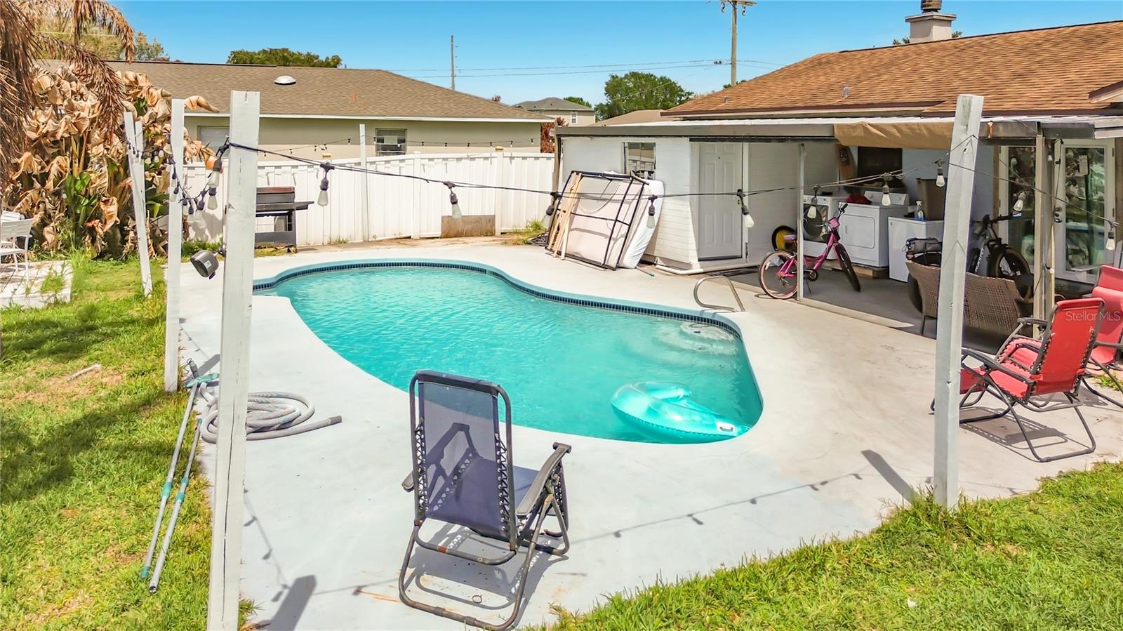 Image 27 of 42 For 106 California Avenue