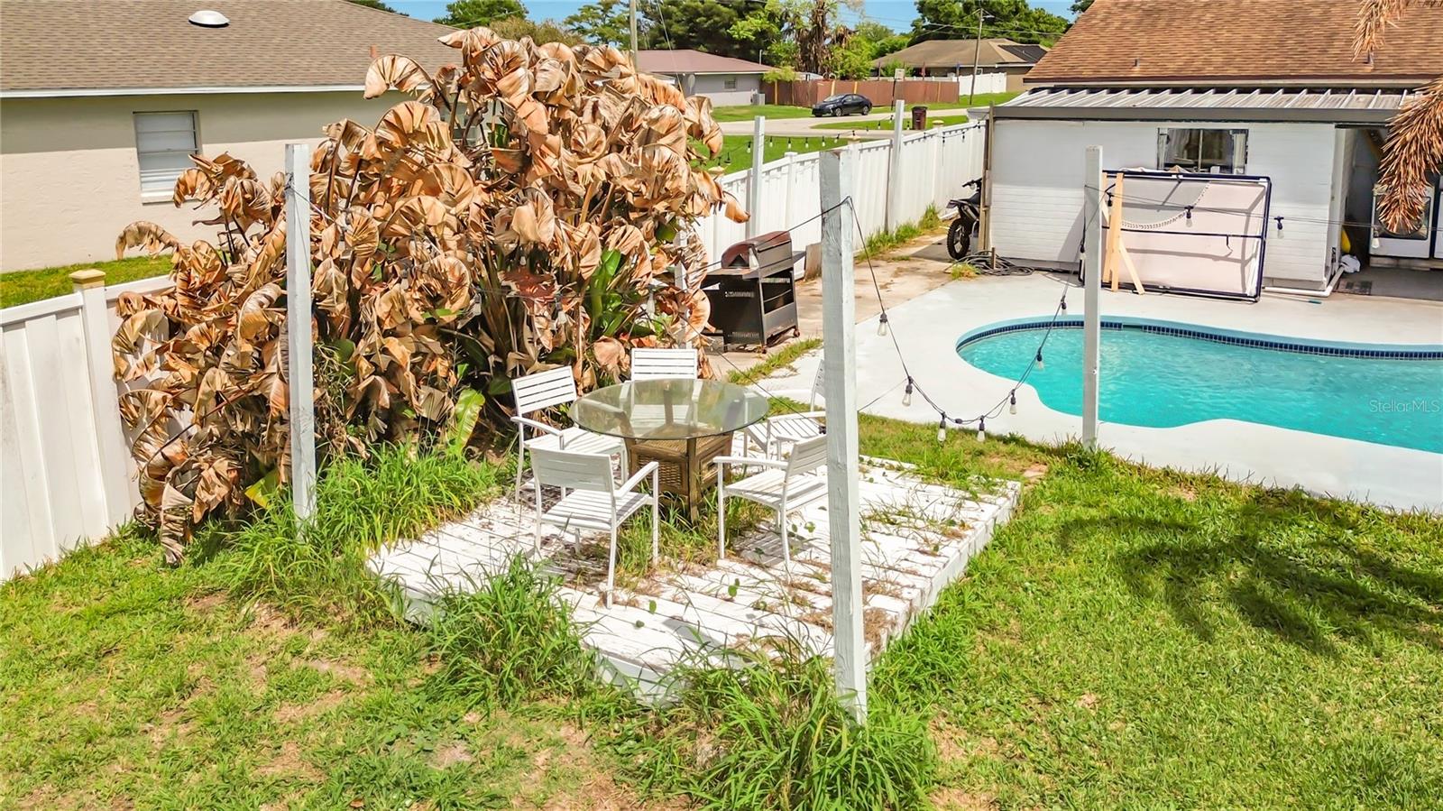 Image 28 of 42 For 106 California Avenue