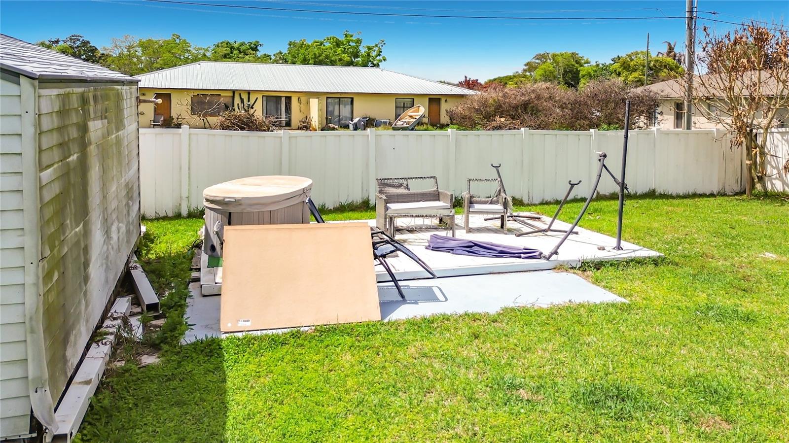 Image 31 of 42 For 106 California Avenue