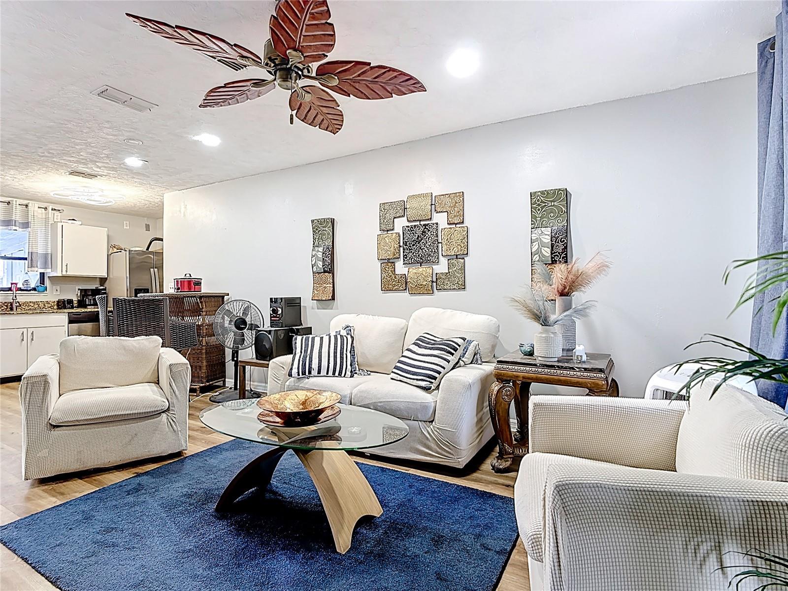 Image 4 of 42 For 106 California Avenue