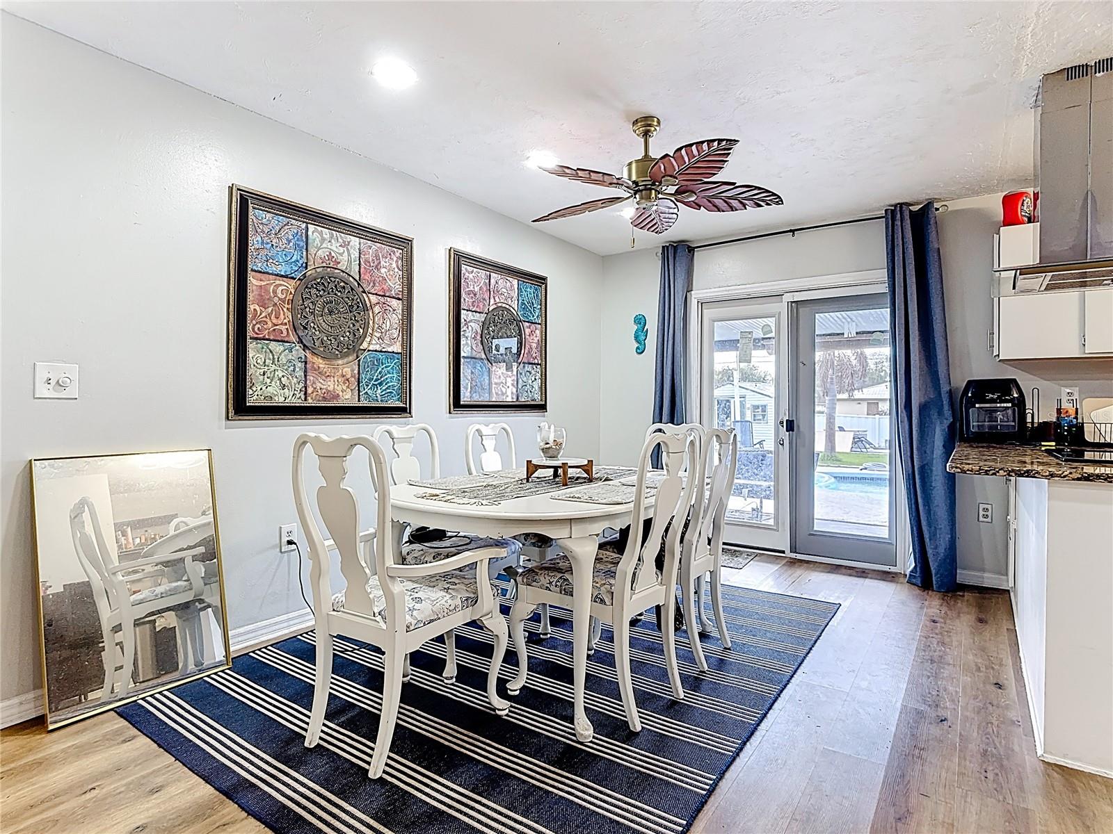 Image 7 of 42 For 106 California Avenue