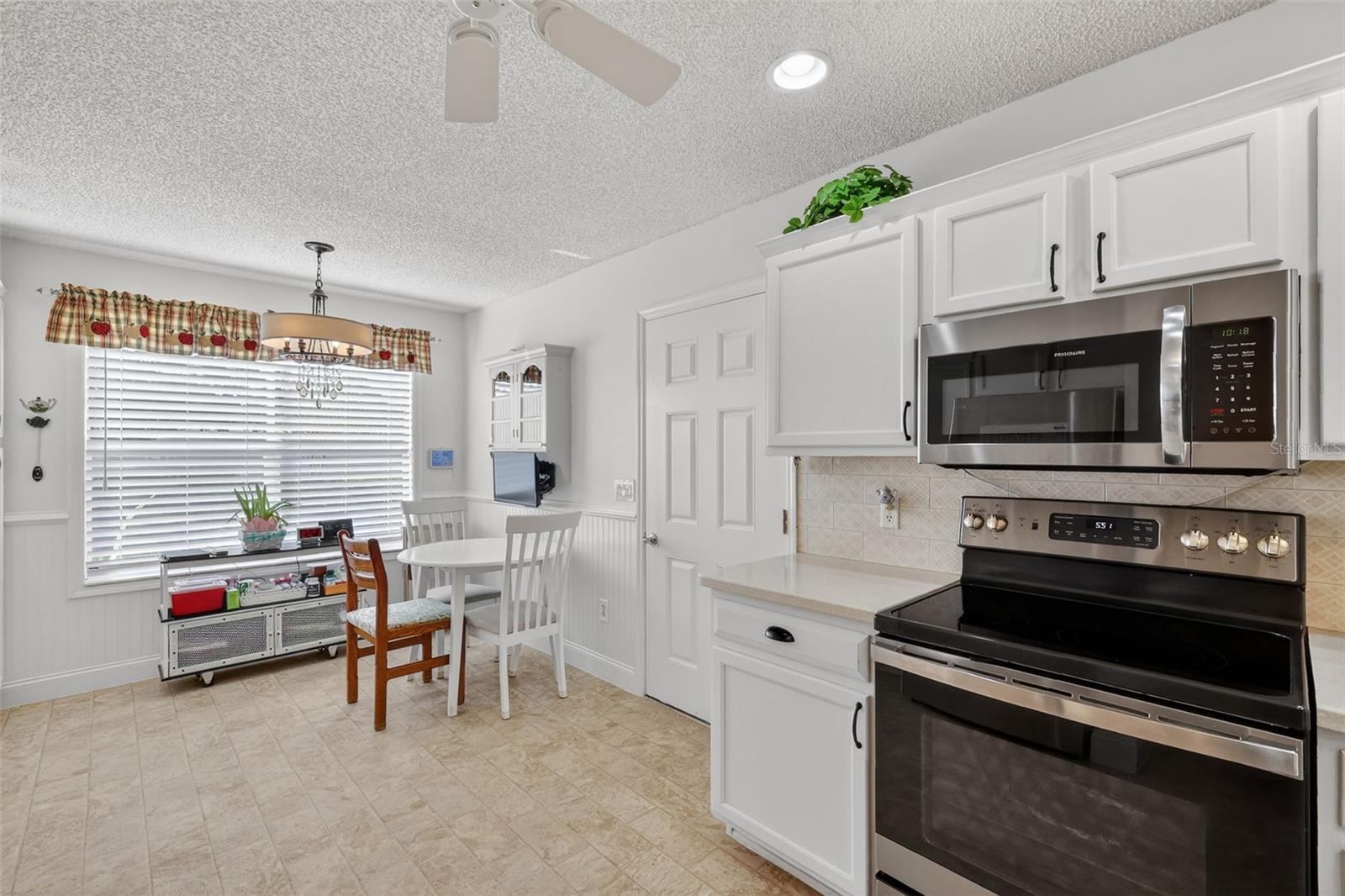 Image 14 of 30 For 1307 Panama Place