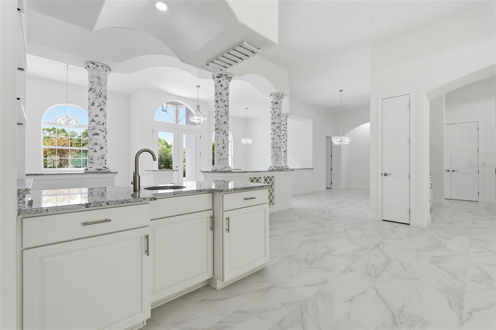 Image 10 of 66 For 421 Chase Street