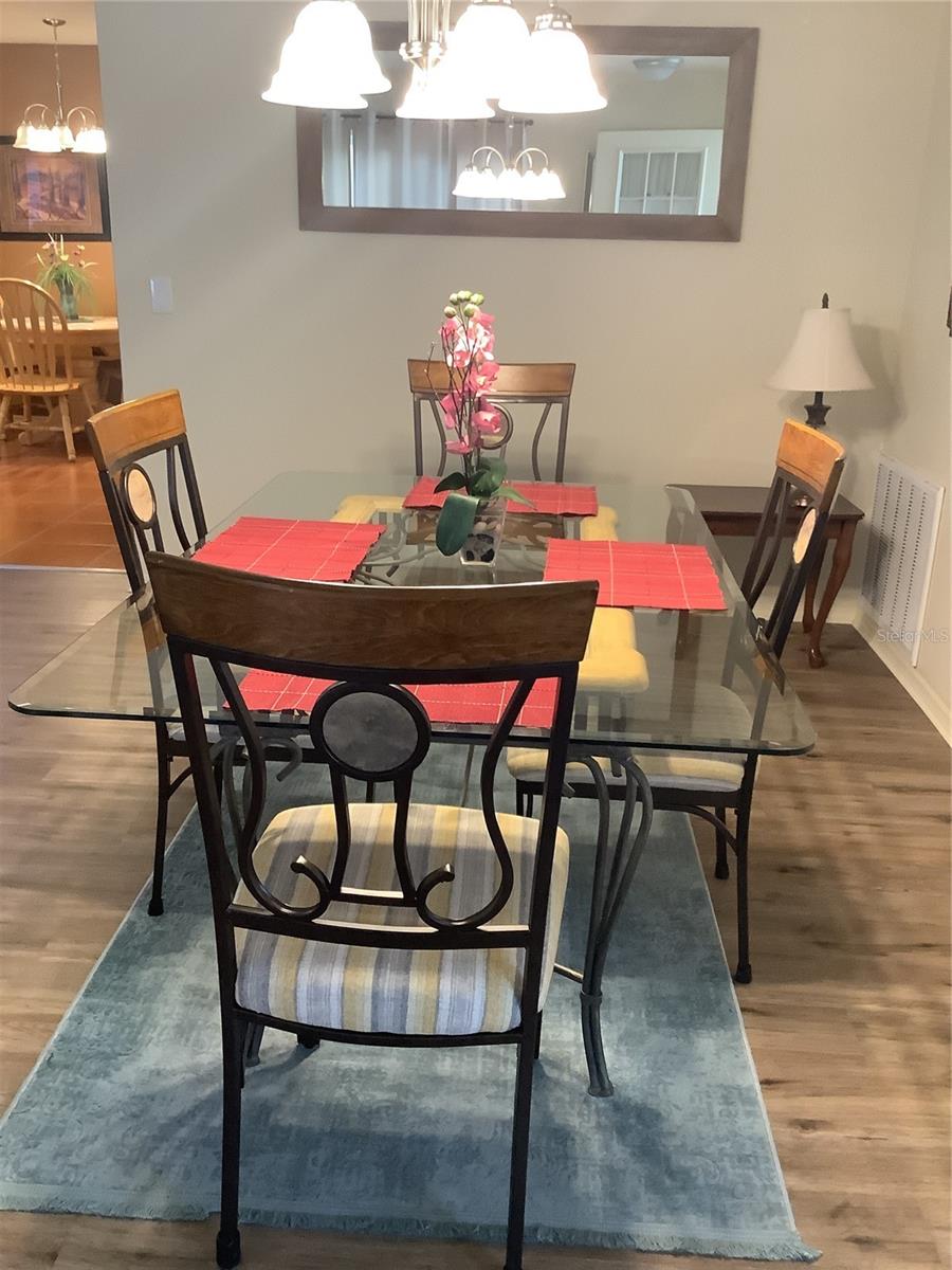 Image 4 of 9 For 16962 94th Sunnybrook Circle