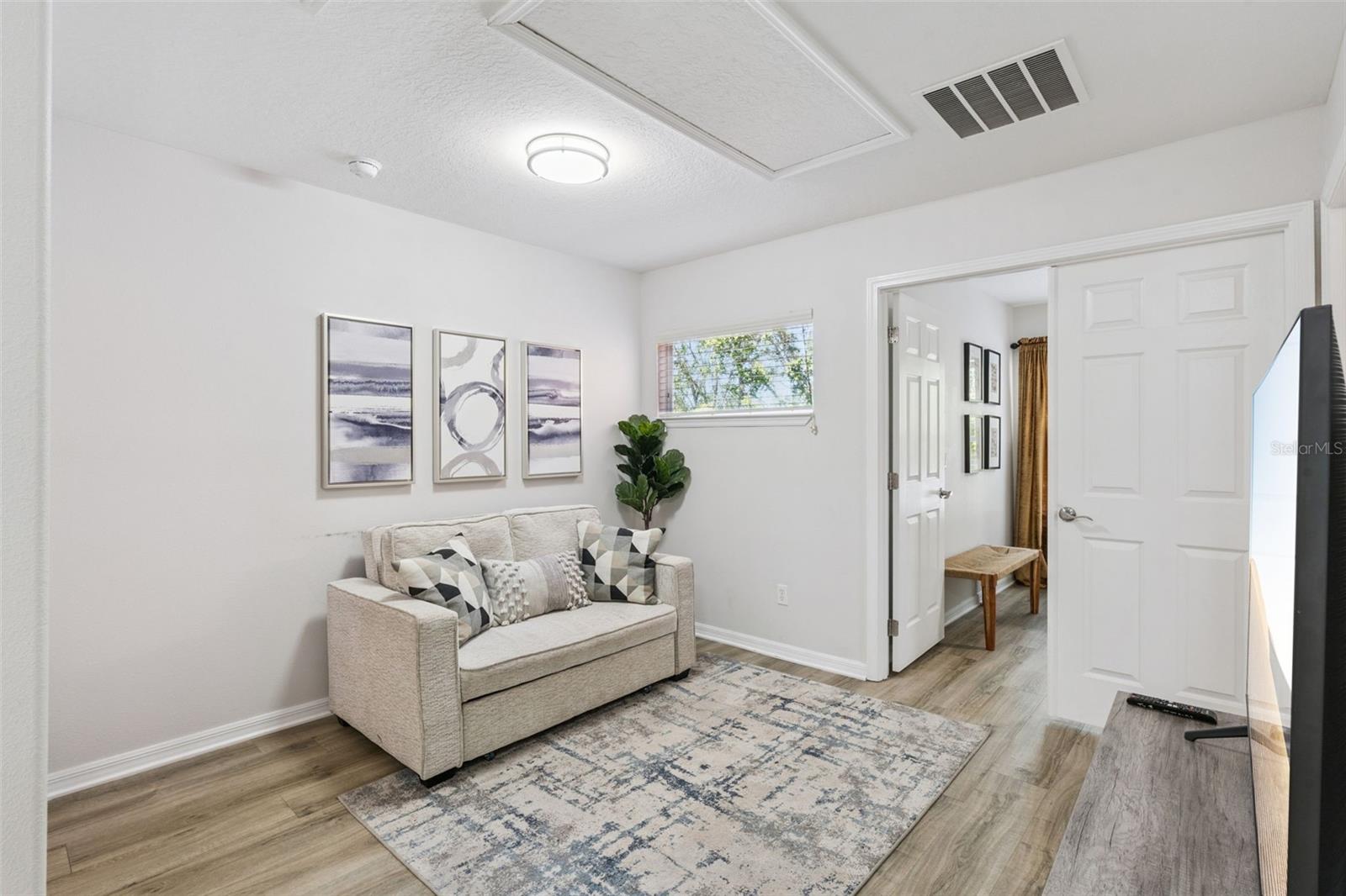 Image 25 of 61 For 110 Orange Cosmos Boulevard