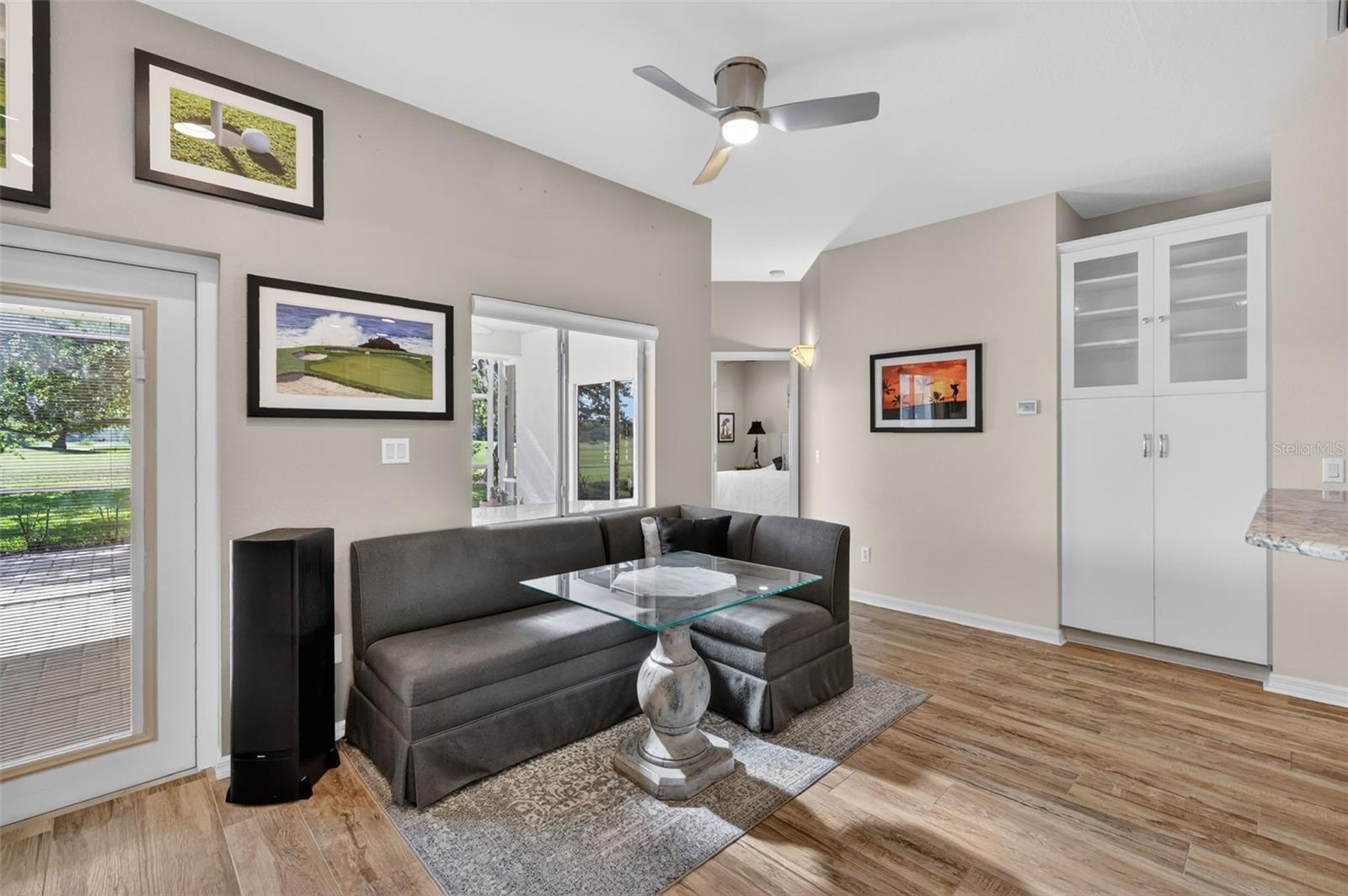 Image 11 of 53 For 1880 Edgewater Drive