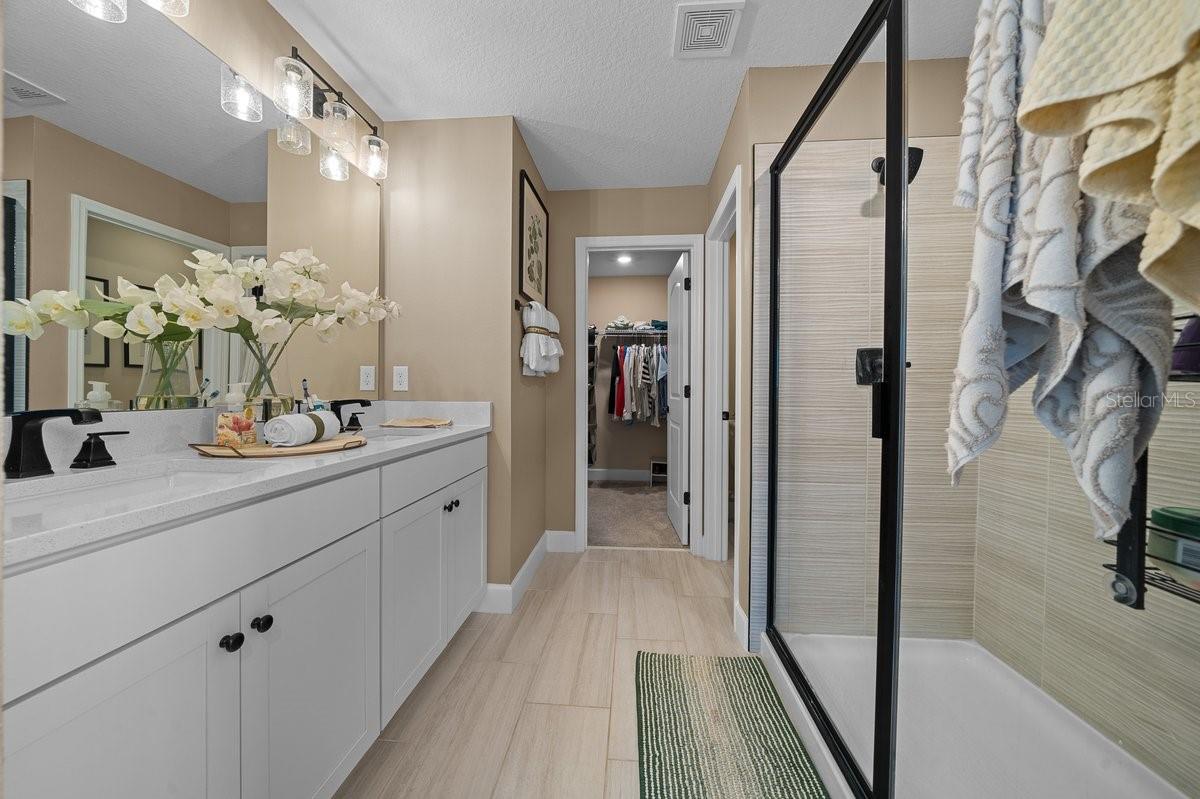 Image 27 of 52 For 3916 Southern Vista Loop