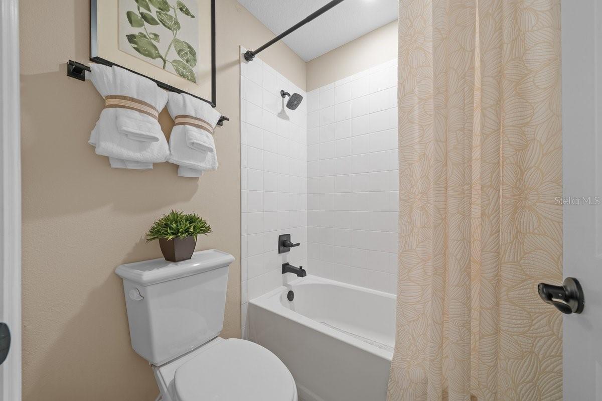 Image 36 of 52 For 3916 Southern Vista Loop