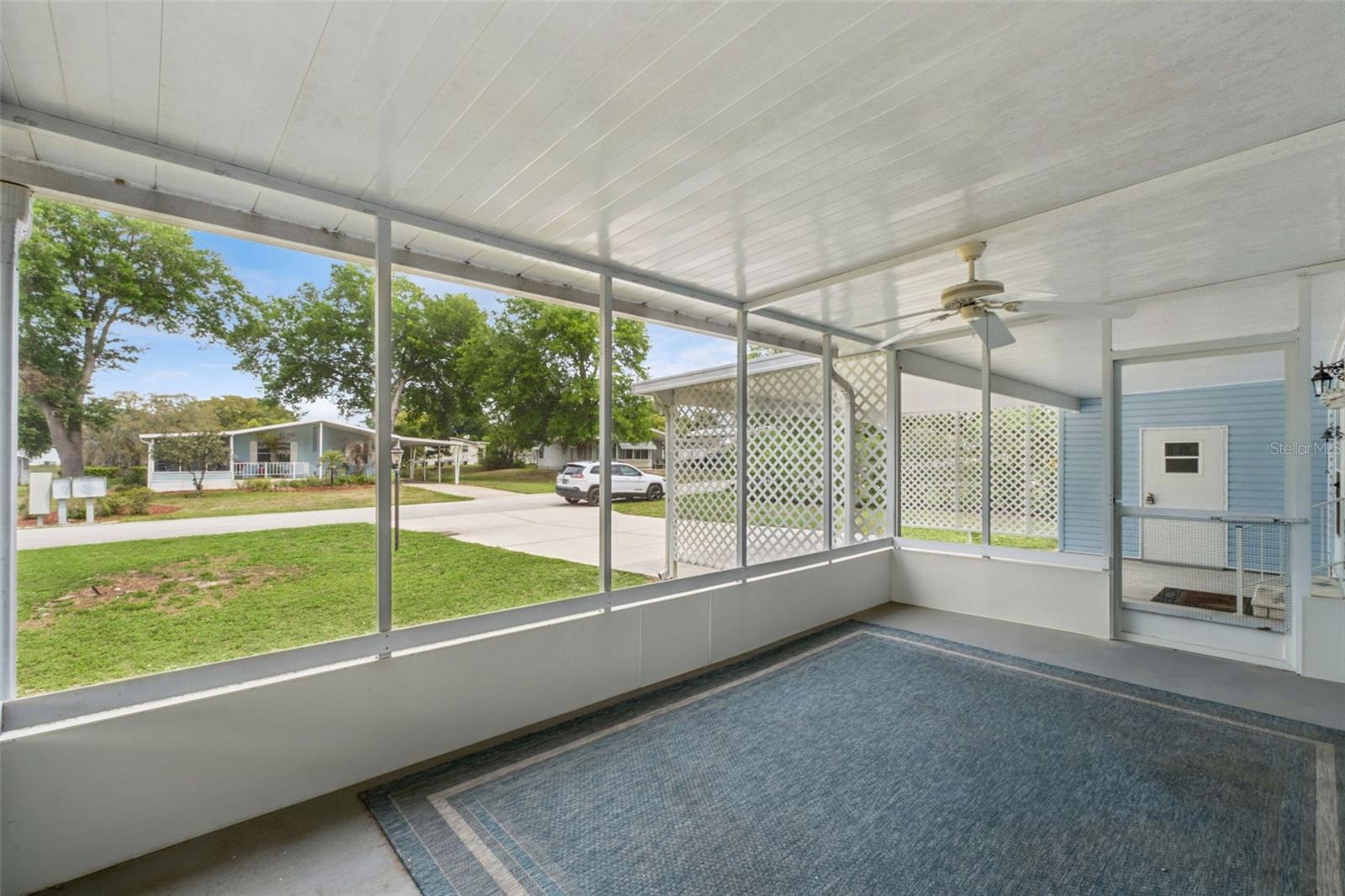 Image 19 of 21 For 42 Maplehurst Avenue