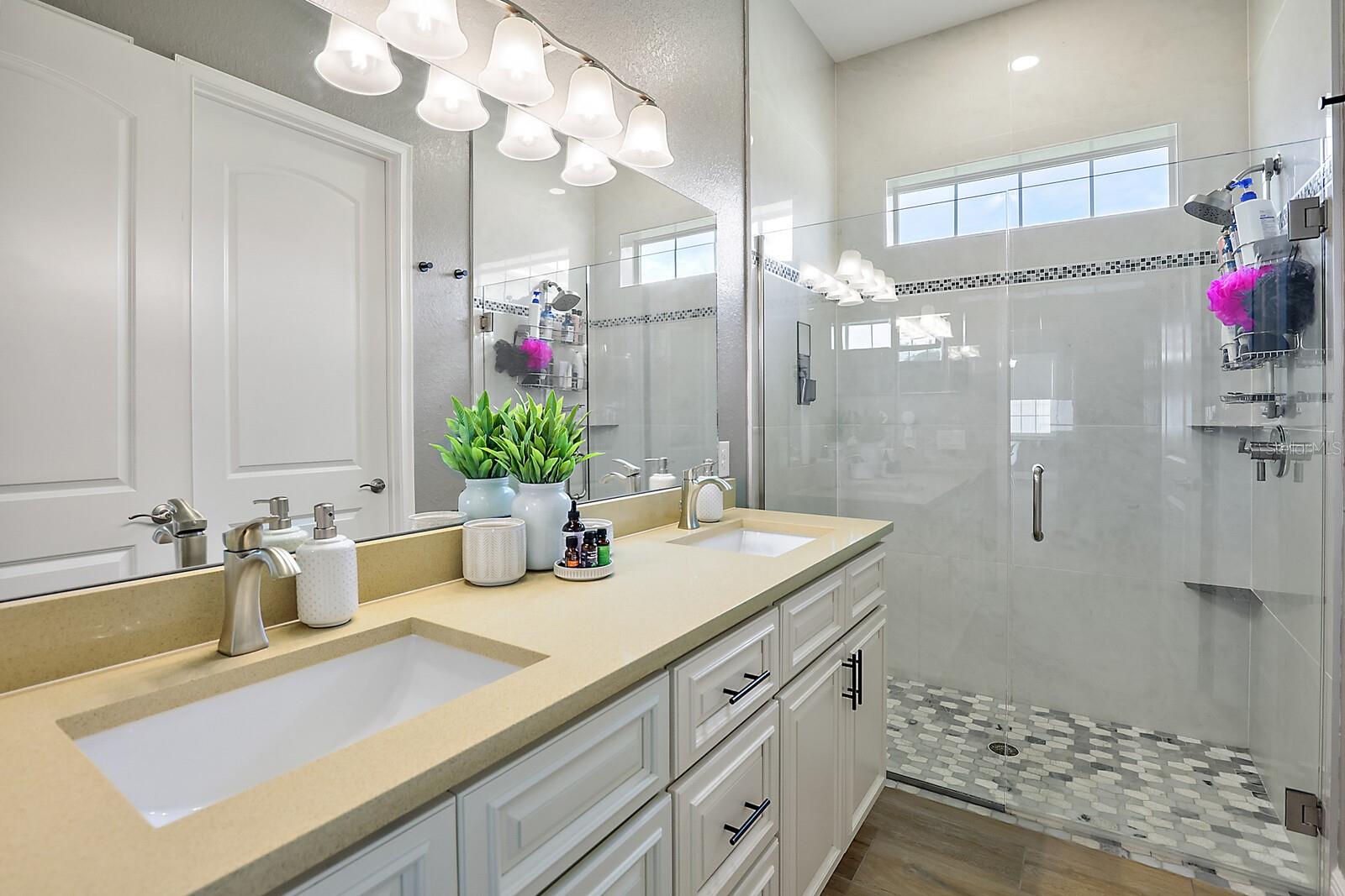 Image 15 of 21 For 5035 125th Loop