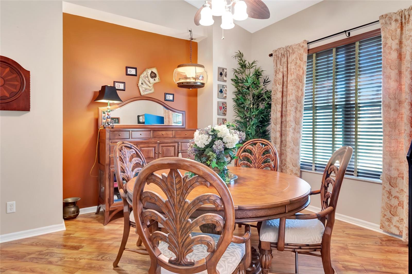 Image 19 of 46 For 12609 Katherine Circle