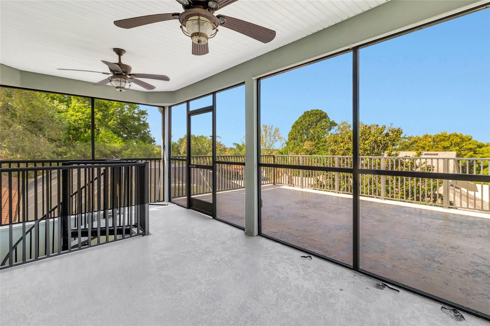 Image 39 of 46 For 12609 Katherine Circle