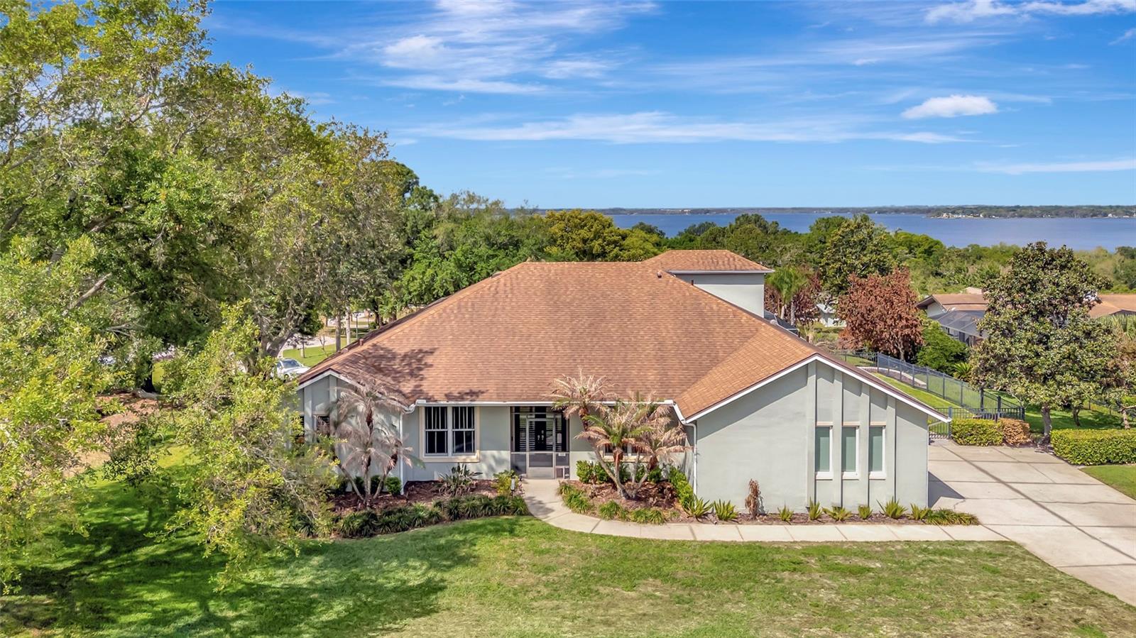 Image 4 of 46 For 12609 Katherine Circle