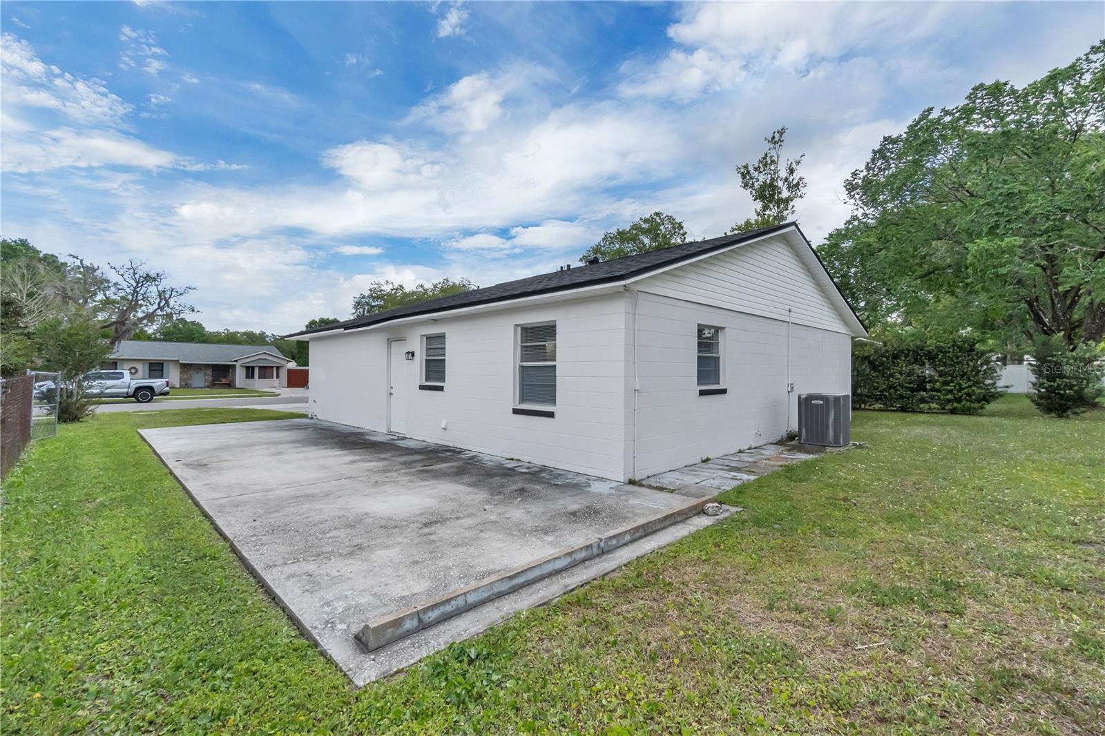 Image 24 of 51 For 2930 Slippery Rock Avenue