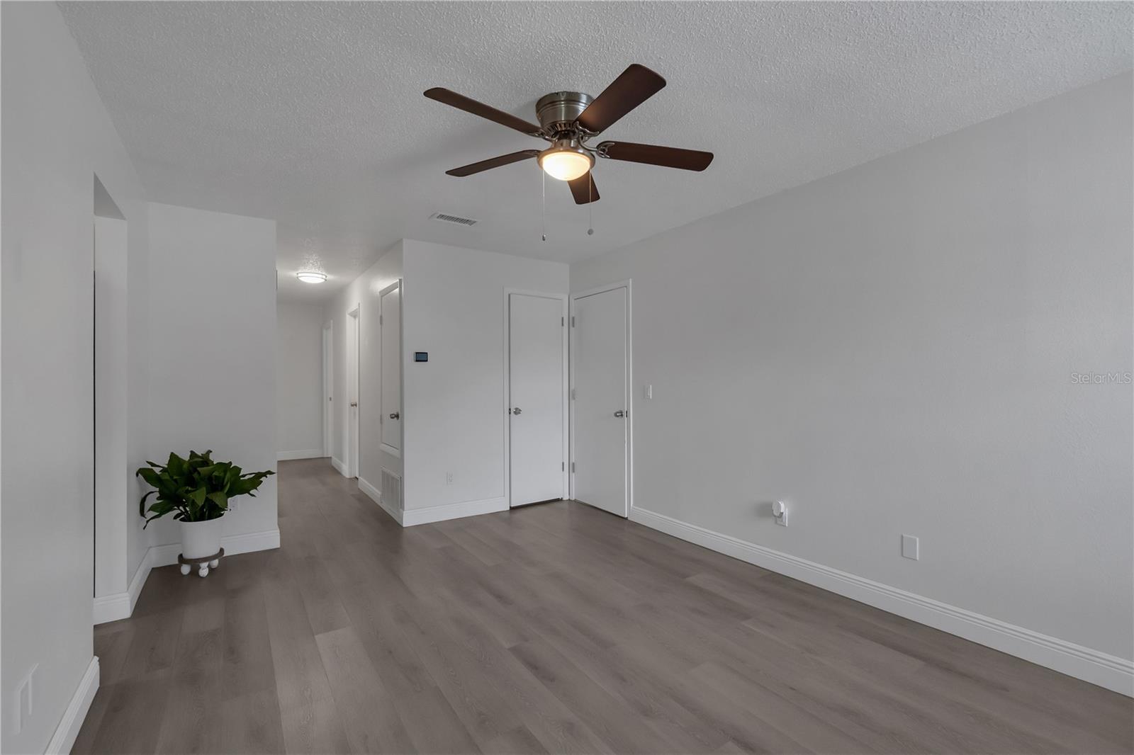 Image 3 of 51 For 2930 Slippery Rock Avenue