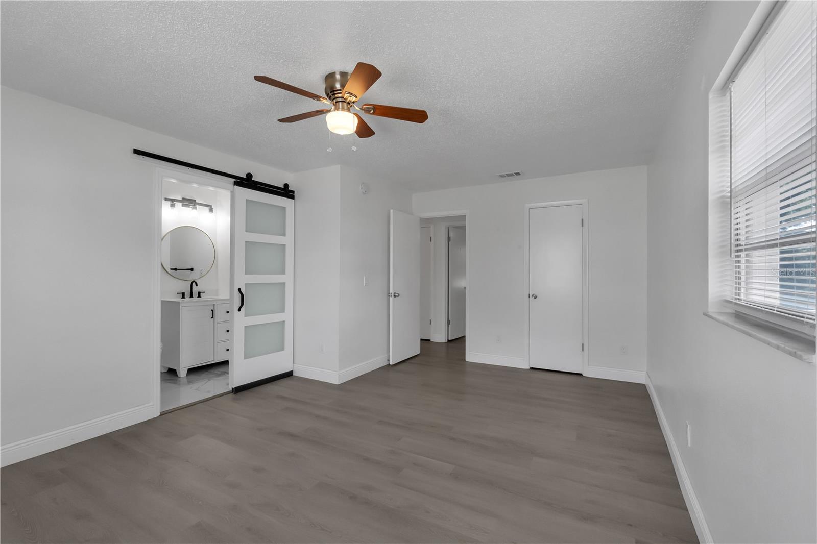 Image 7 of 51 For 2930 Slippery Rock Avenue