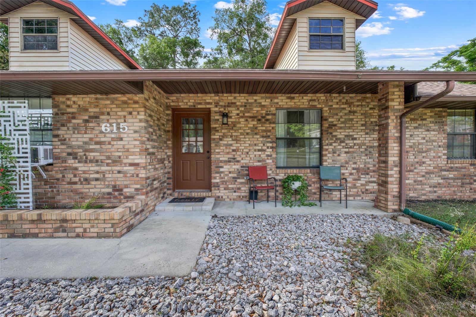 Image 2 of 37 For 615 E Inverness Blvd