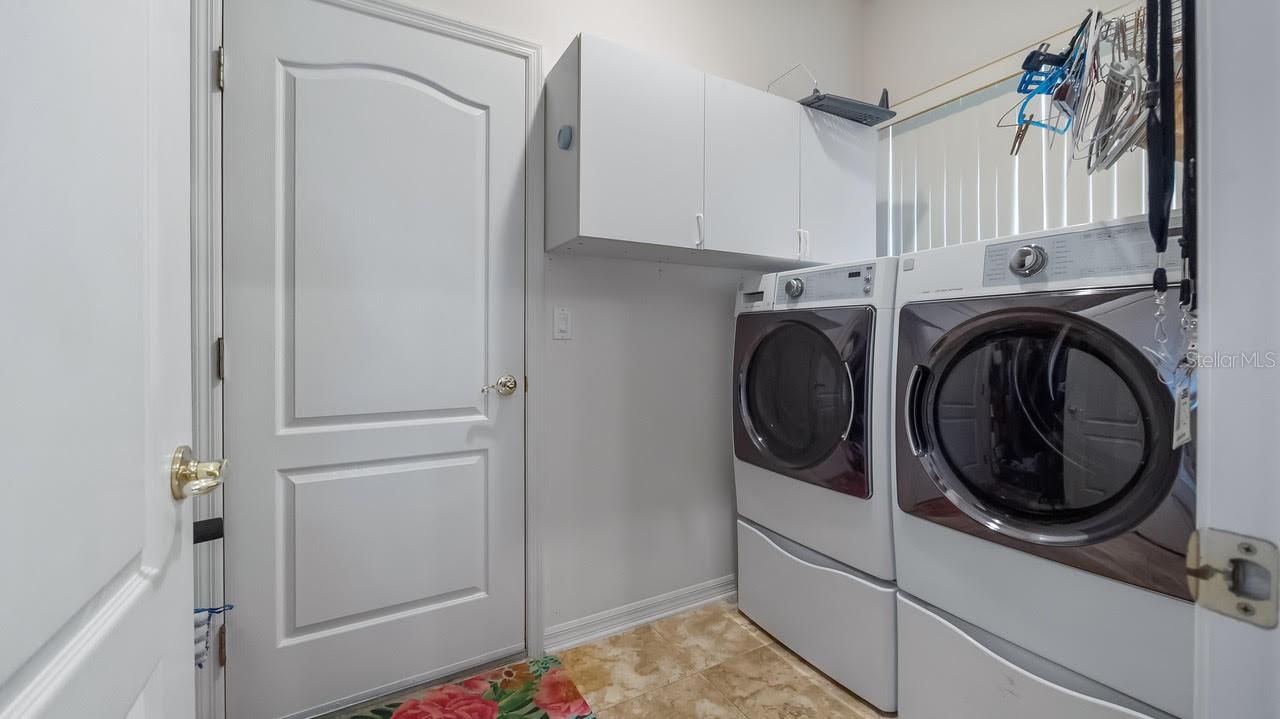 Image 14 of 26 For 2246 Belsfield Circle