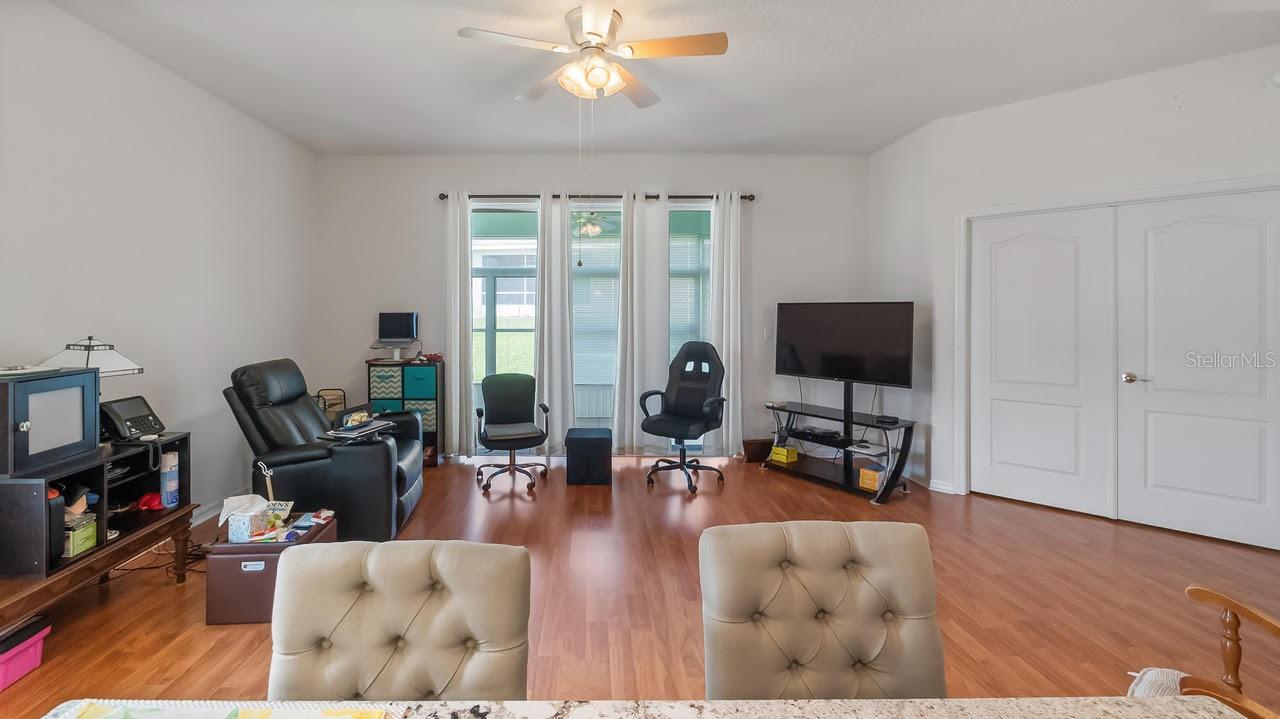 Image 19 of 26 For 2246 Belsfield Circle