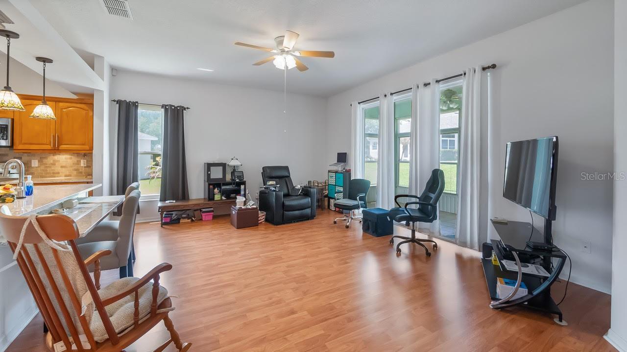 Image 7 of 26 For 2246 Belsfield Circle