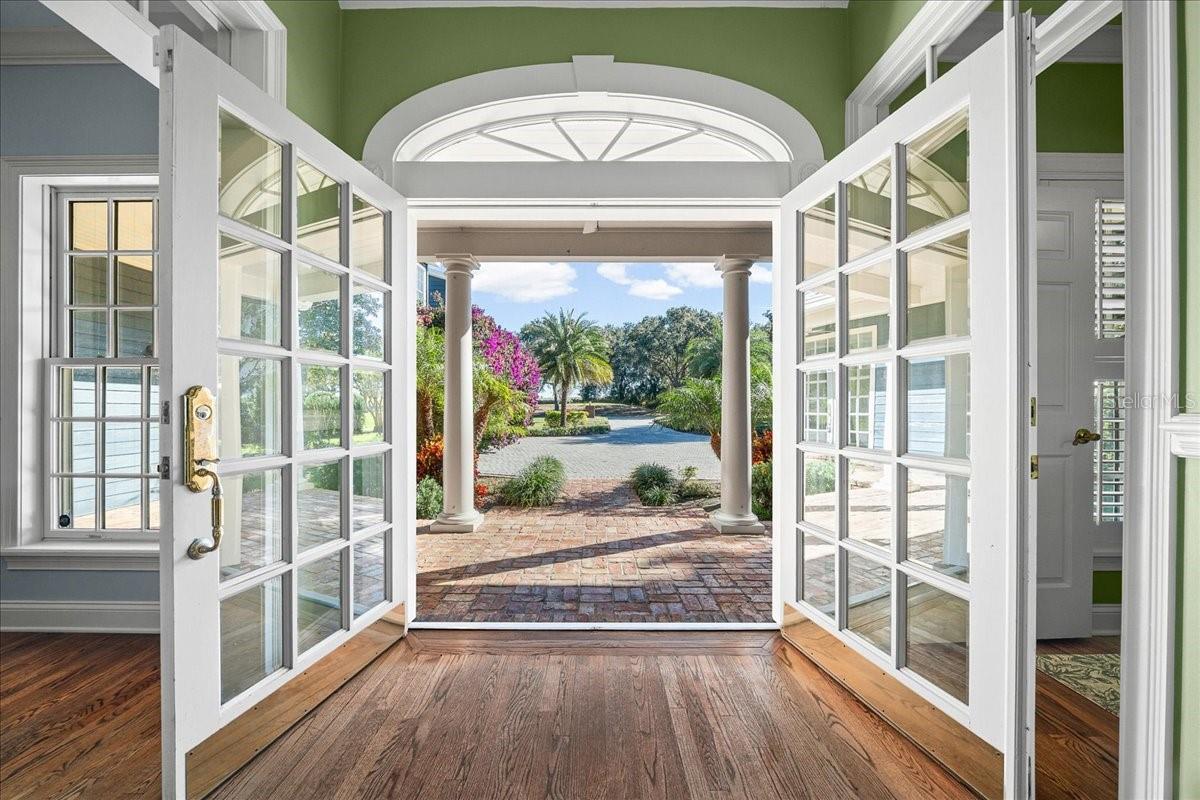 Image 14 of 93 For 1200 Peninsula Drive