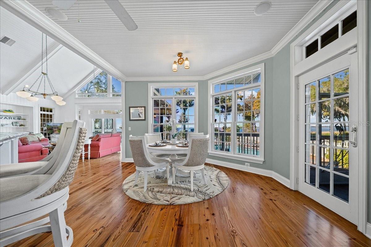 Image 37 of 93 For 1200 Peninsula Drive