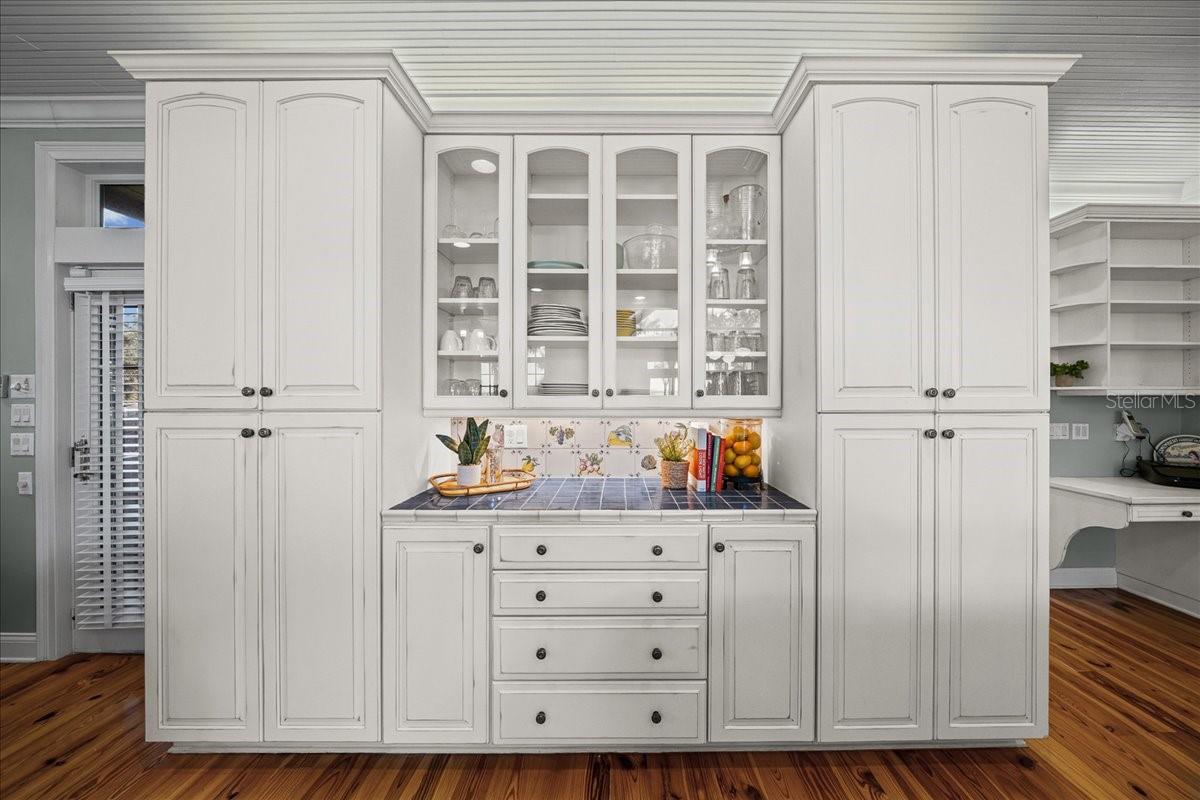 Image 40 of 93 For 1200 Peninsula Drive