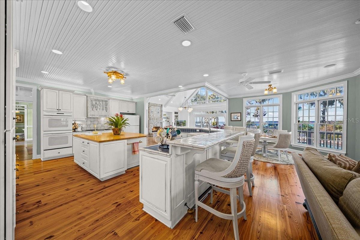 Image 41 of 93 For 1200 Peninsula Drive