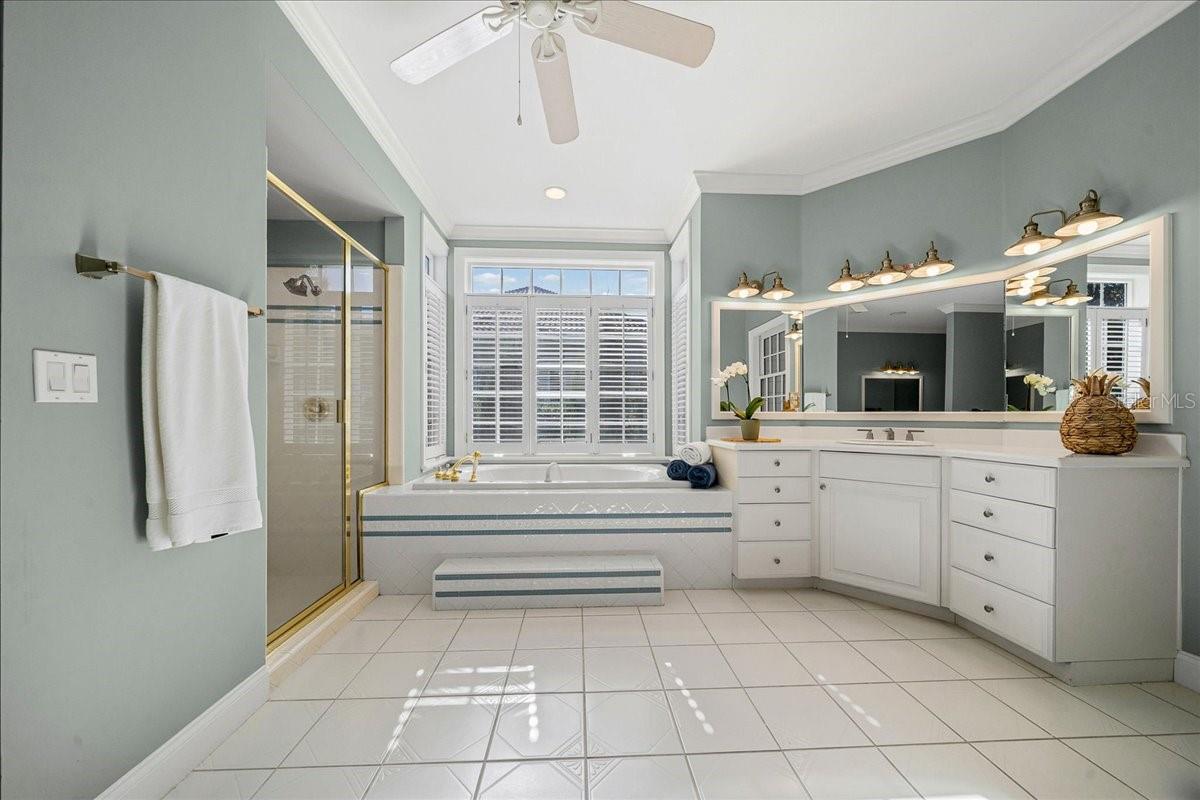 Image 62 of 93 For 1200 Peninsula Drive