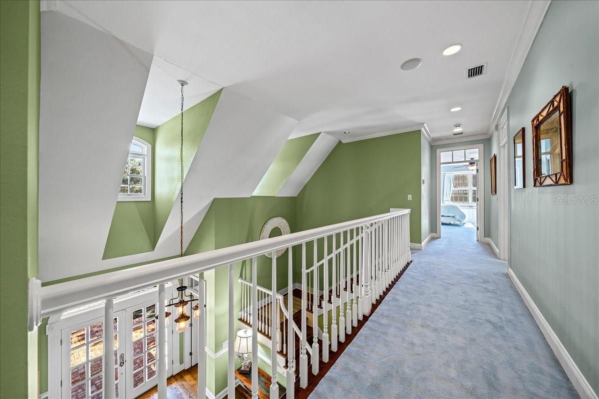 Image 68 of 93 For 1200 Peninsula Drive