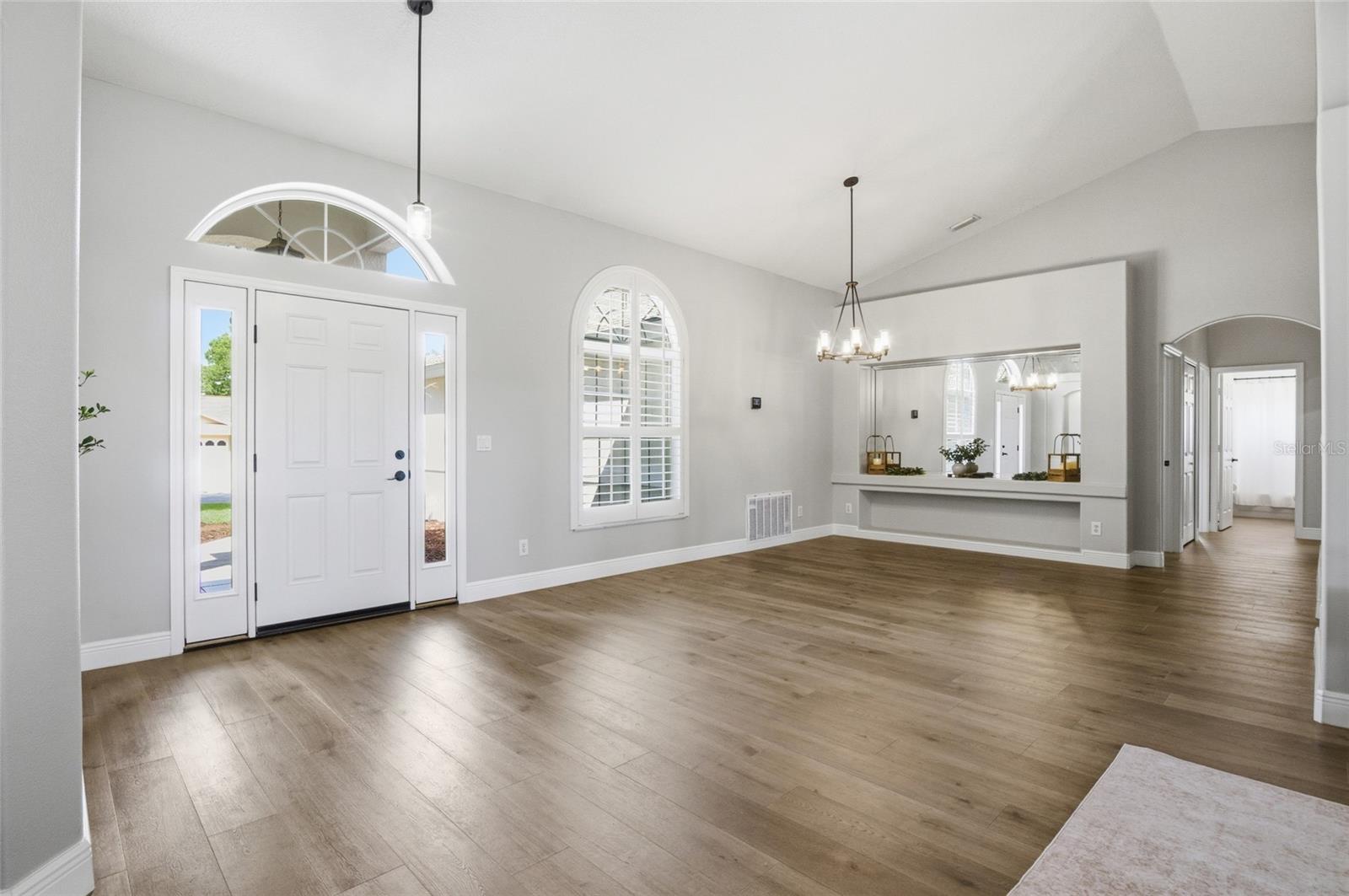 Image 17 of 54 For 12830 Scottish Pine Lane