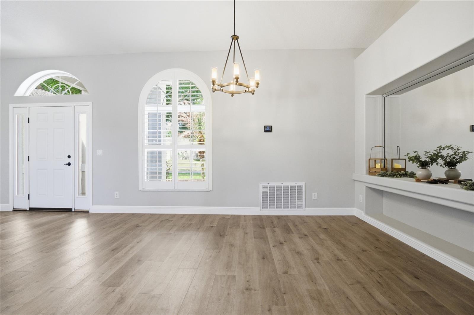 Image 18 of 54 For 12830 Scottish Pine Lane