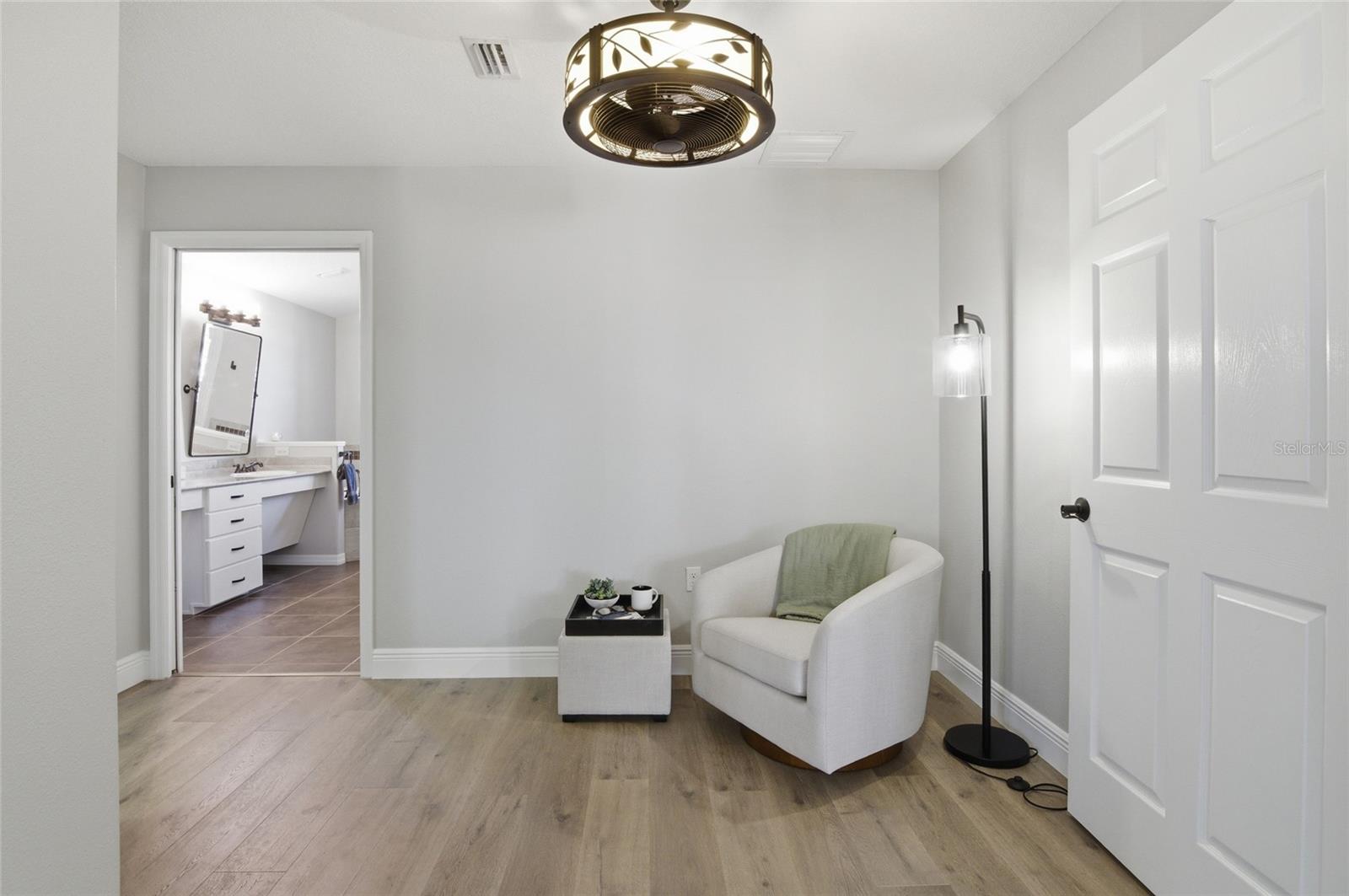 Image 23 of 54 For 12830 Scottish Pine Lane