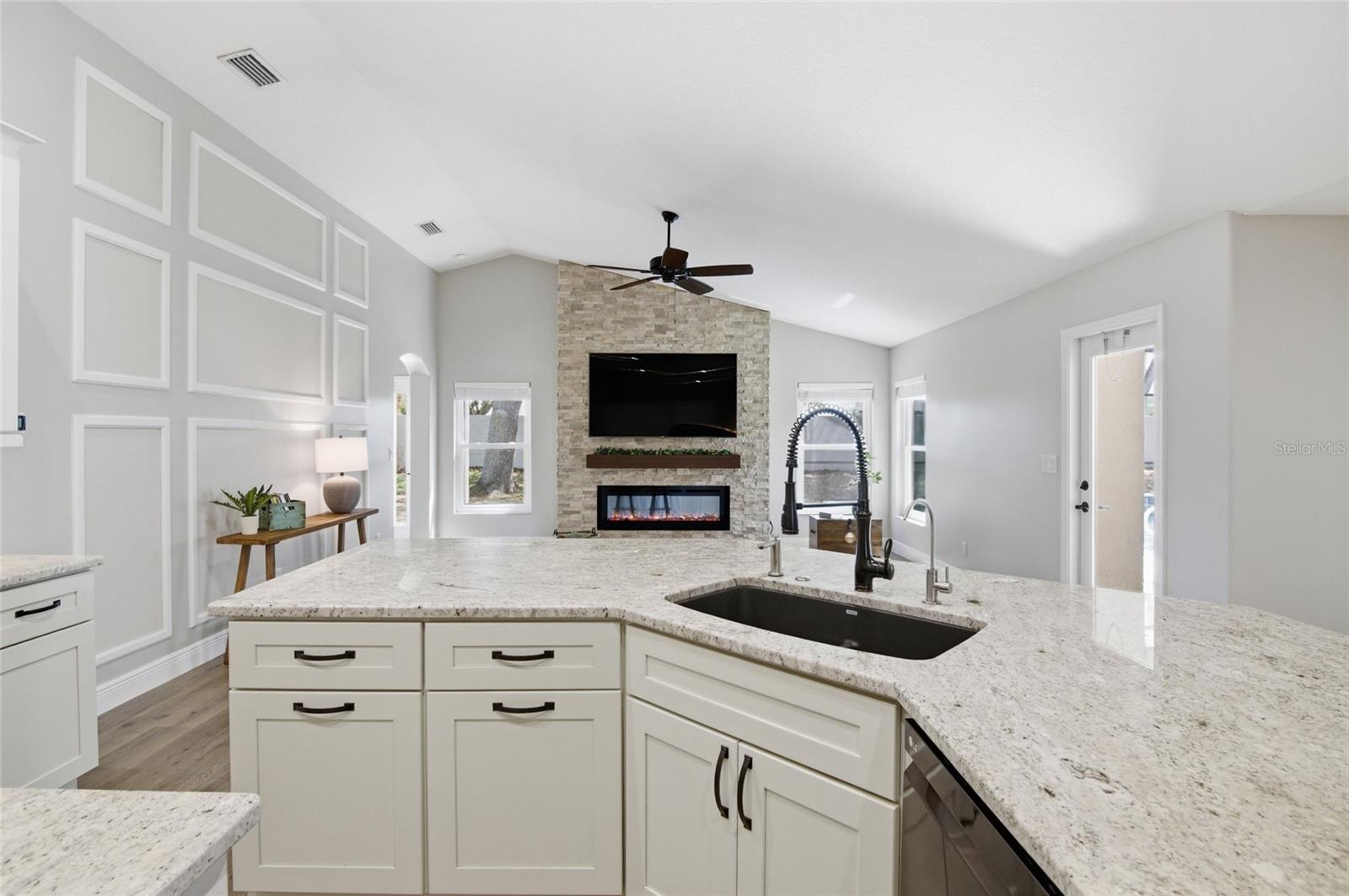 Image 9 of 54 For 12830 Scottish Pine Lane