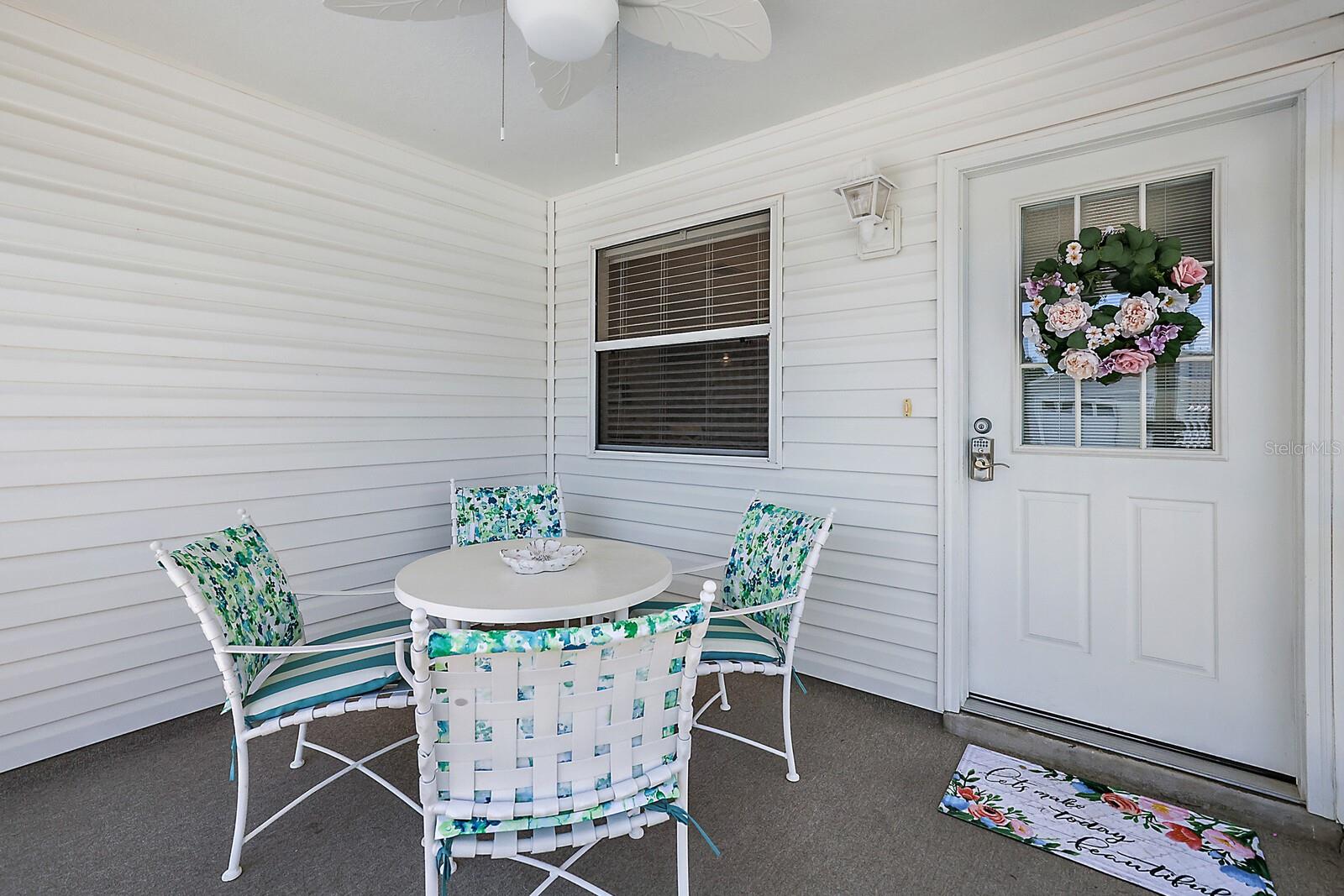 Image 6 of 29 For 2014 Johnson Court