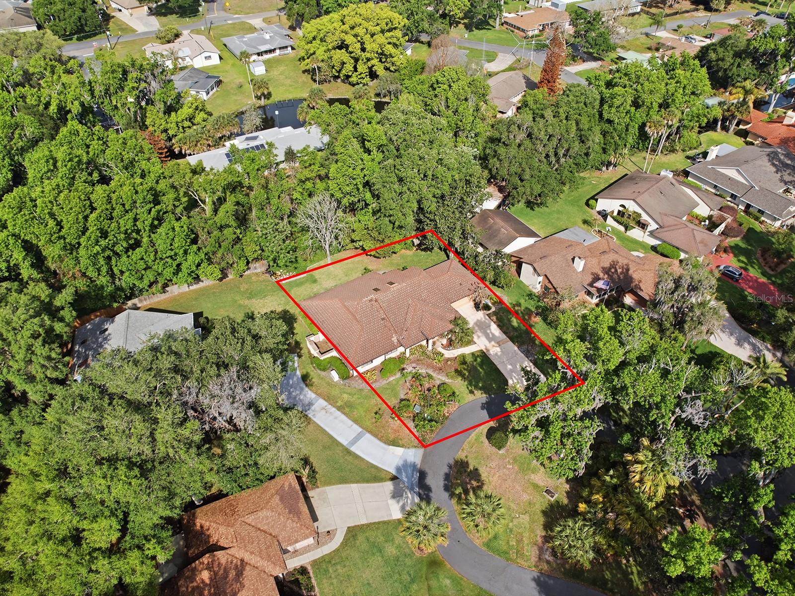 Image 22 of 30 For 104 Peppertree Court