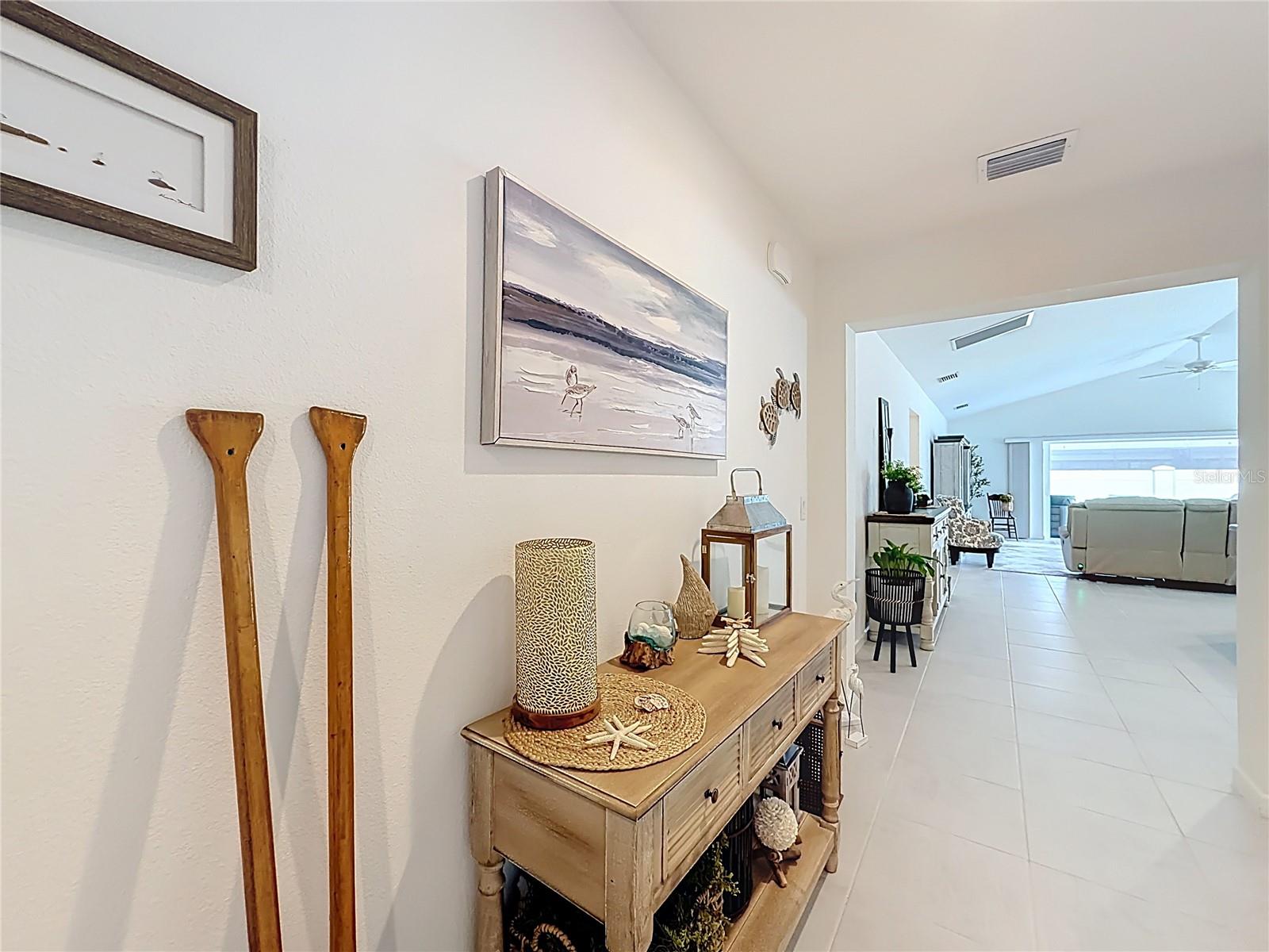 Image 8 of 60 For 1411 Franklin Court