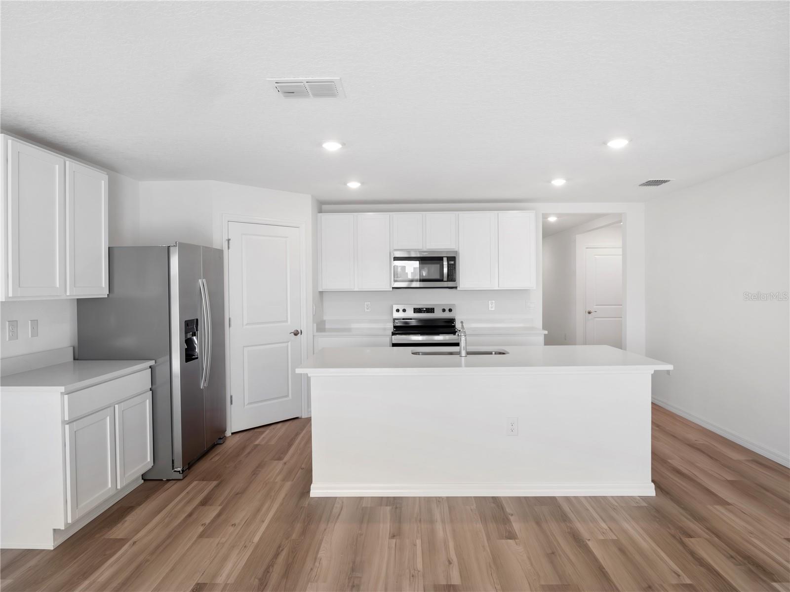 Image 5 of 21 For 7208 113th Place