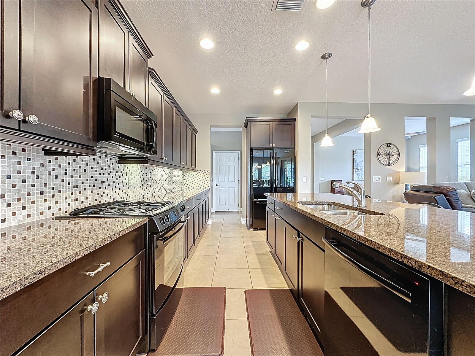 Image 12 of 87 For 108 Mist Flower Lane