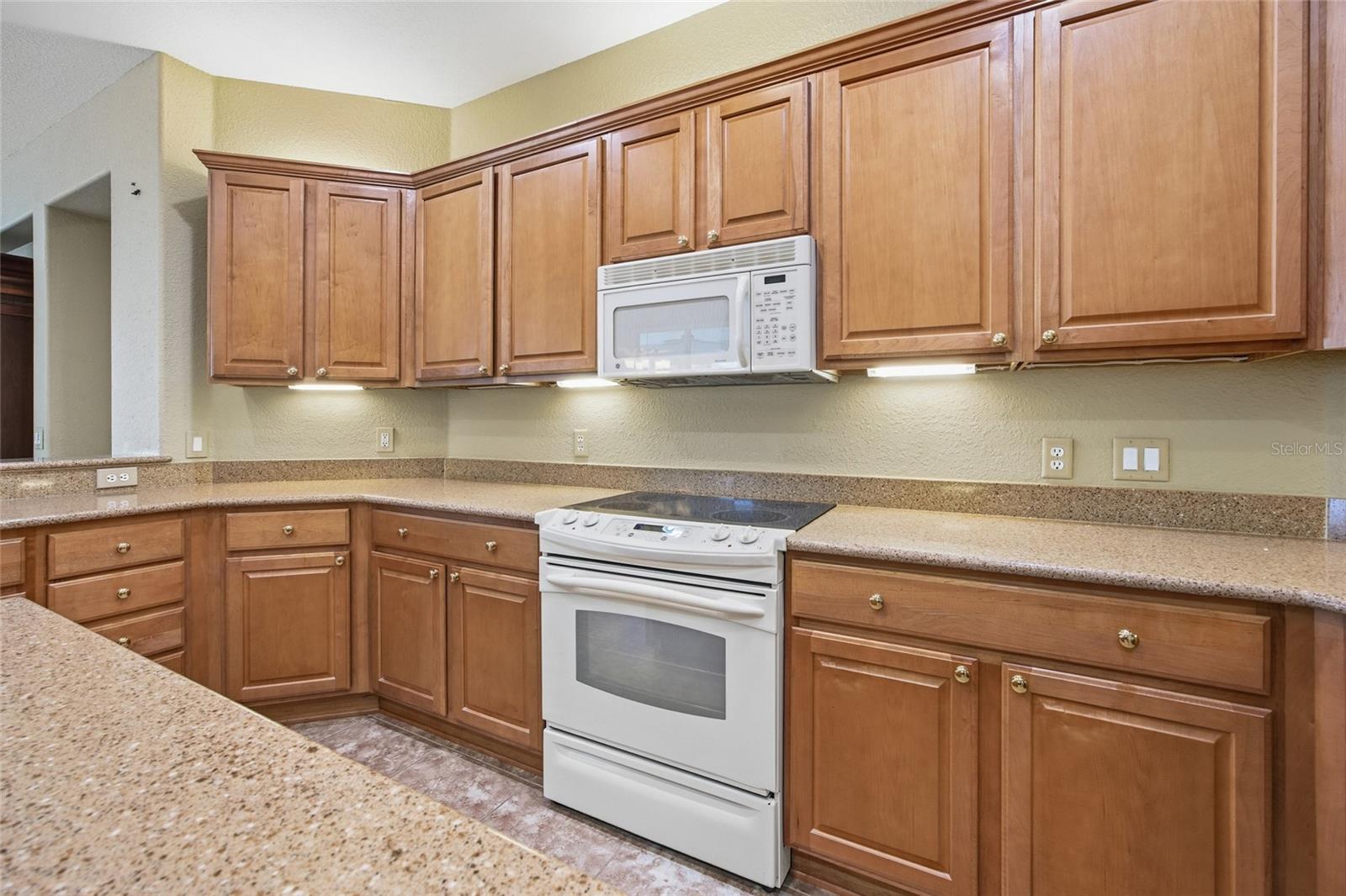 Image 16 of 55 For 9029 130th Loop