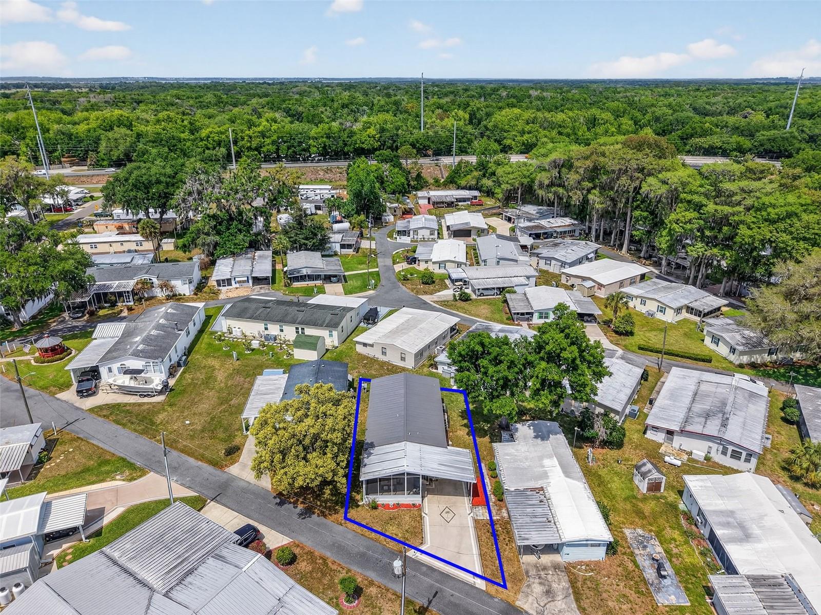 Image 28 of 42 For 691 Cindi Avenue