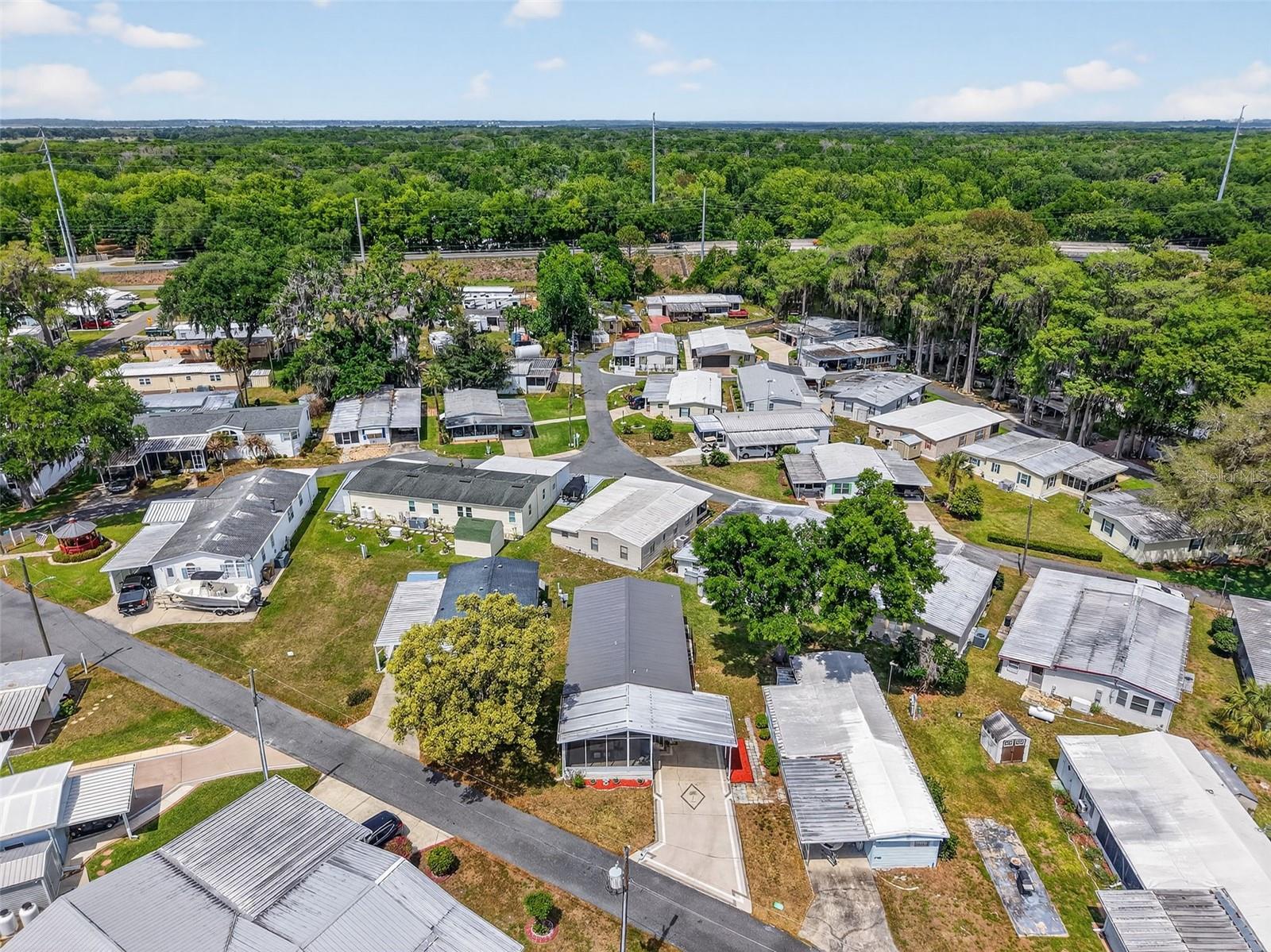 Image 29 of 42 For 691 Cindi Avenue