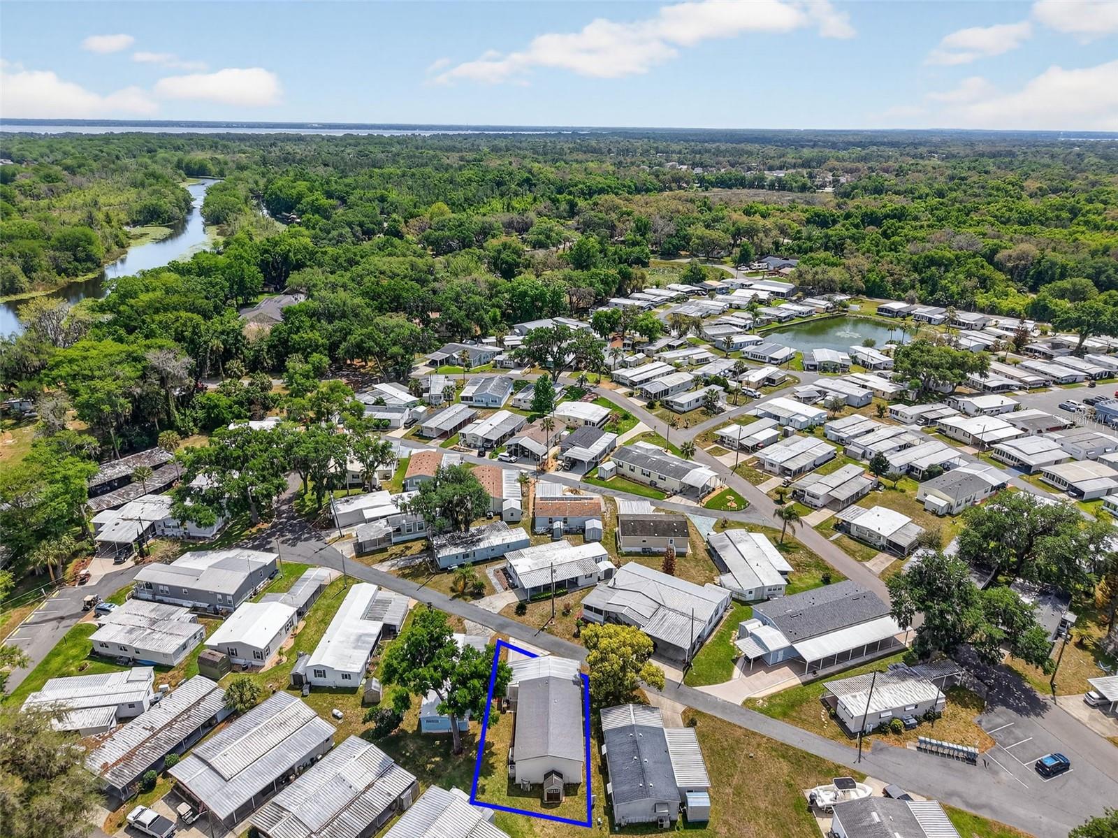 Image 30 of 42 For 691 Cindi Avenue