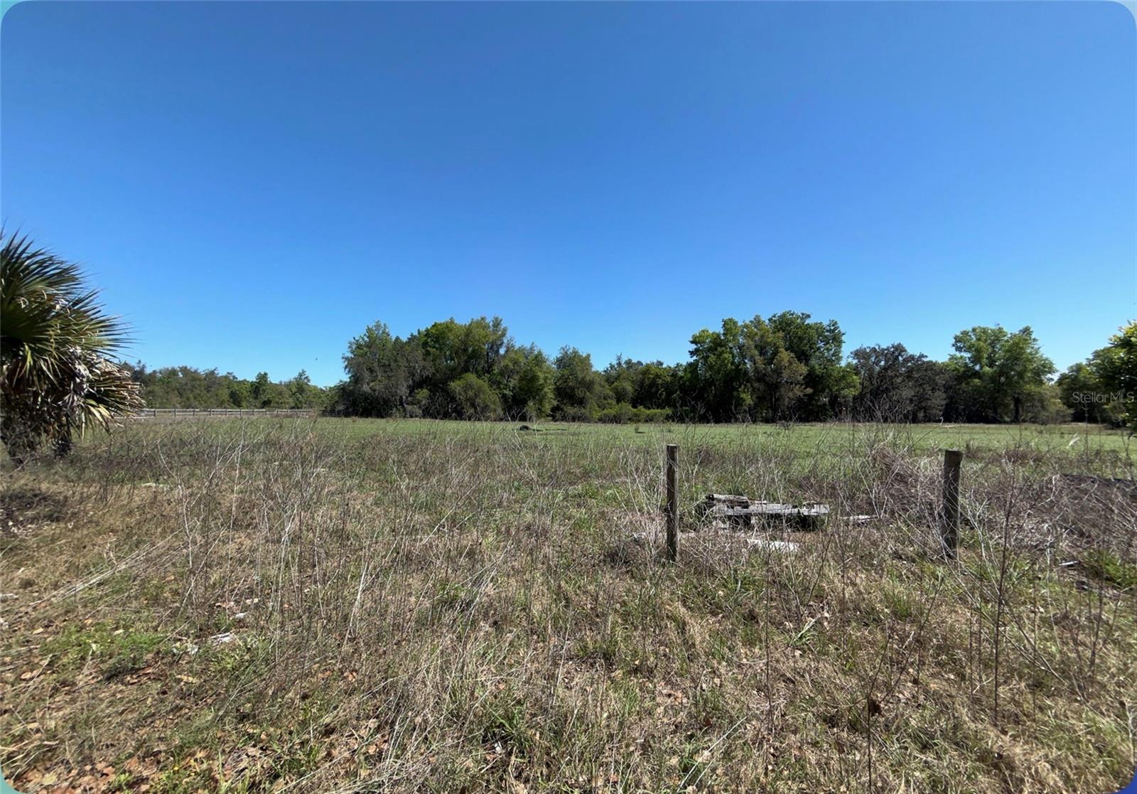 Image 22 of 45 For 9844 Poe Street