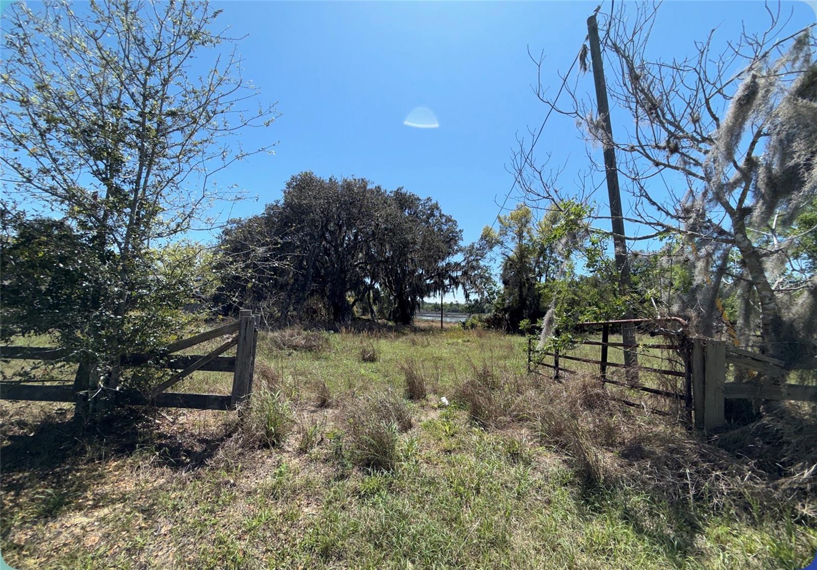 Image 38 of 45 For 9844 Poe Street