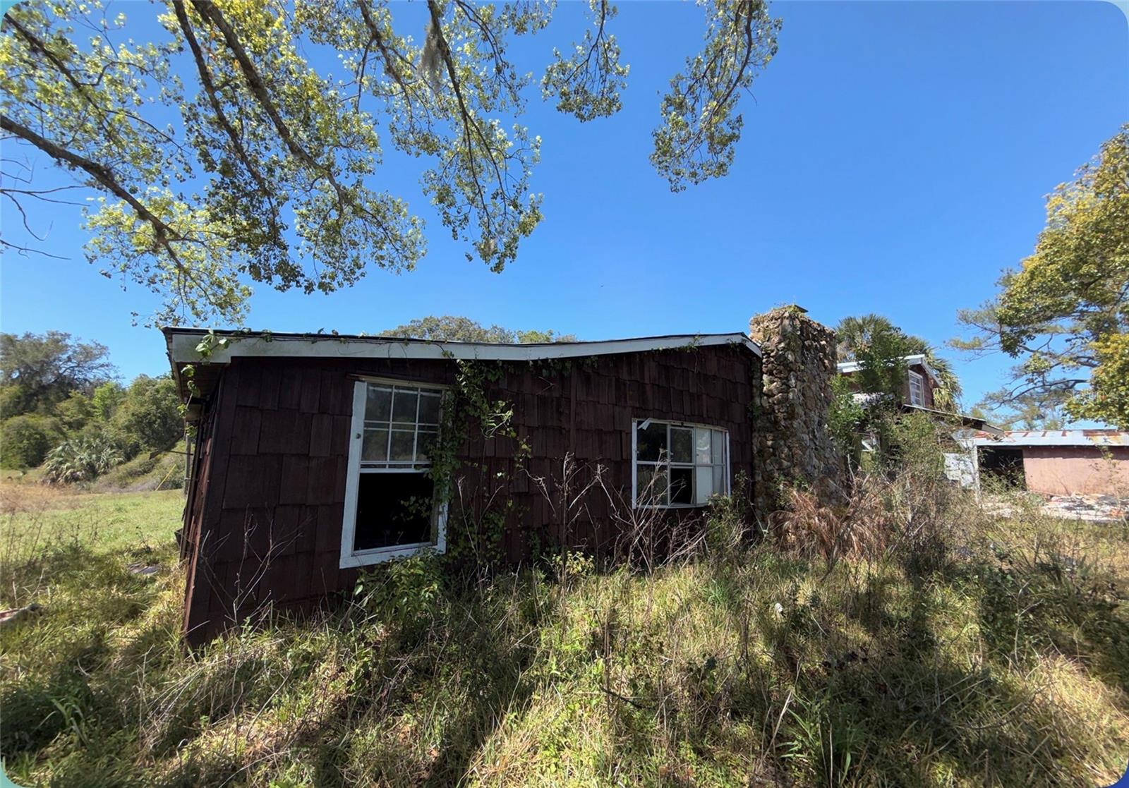 Image 4 of 45 For 9844 Poe Street