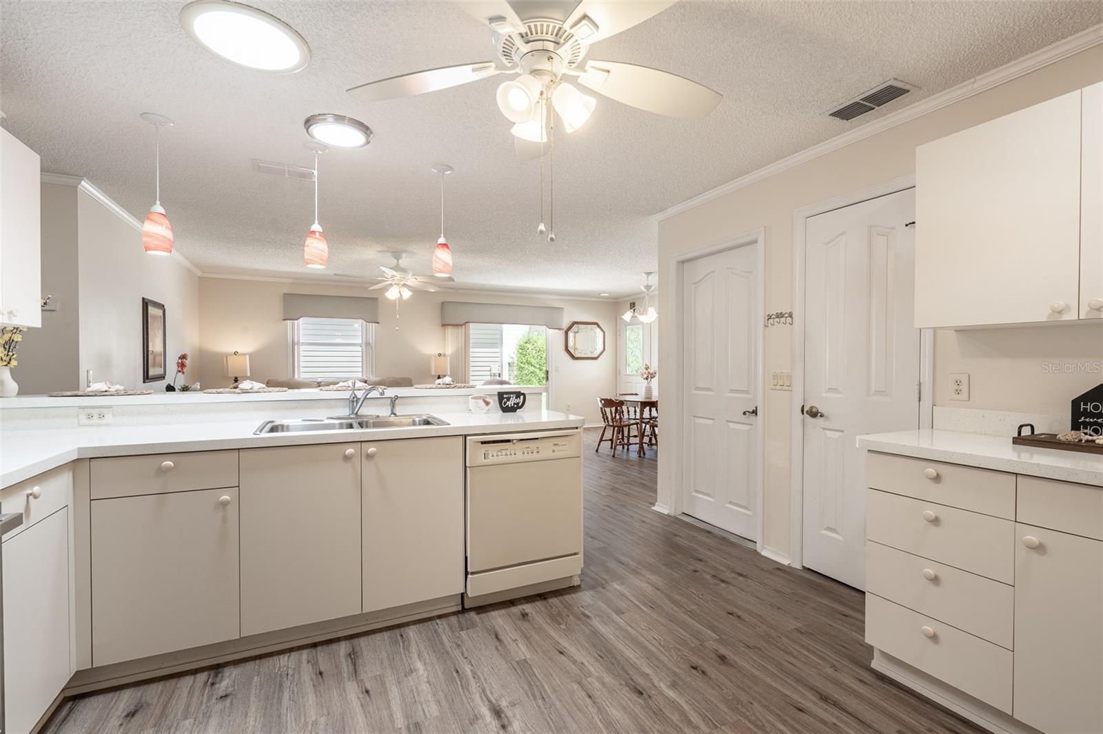 Image 15 of 27 For 3273 Riverton Road