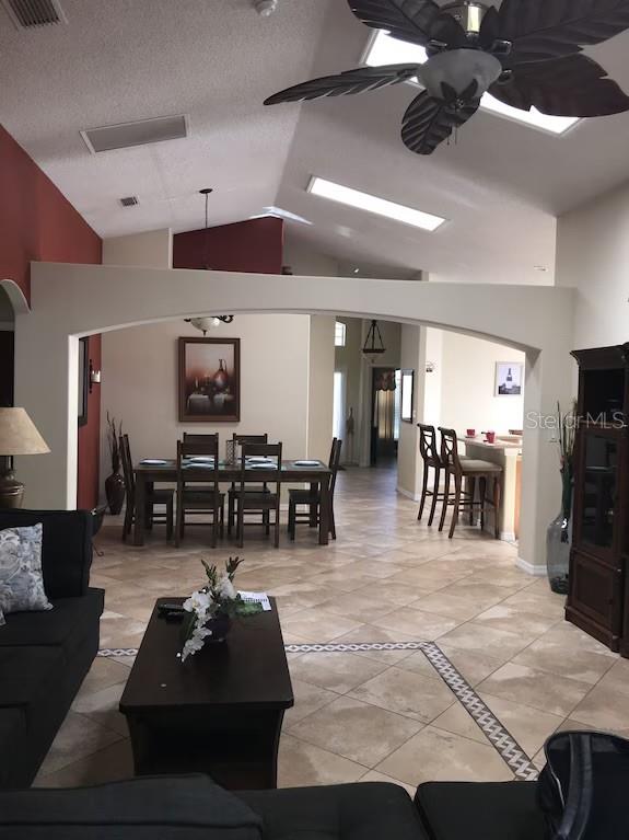 Image 3 of 7 For 16028 Magnolia Hill Street