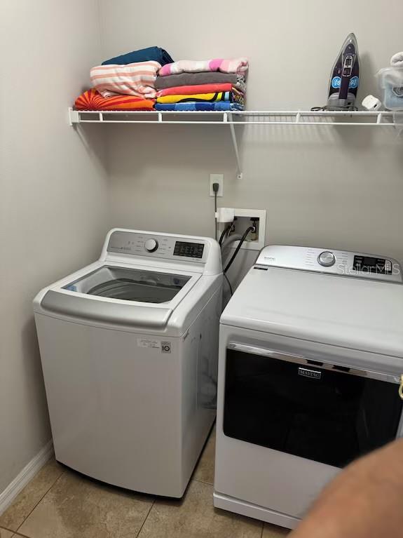 Image 6 of 7 For 16028 Magnolia Hill Street