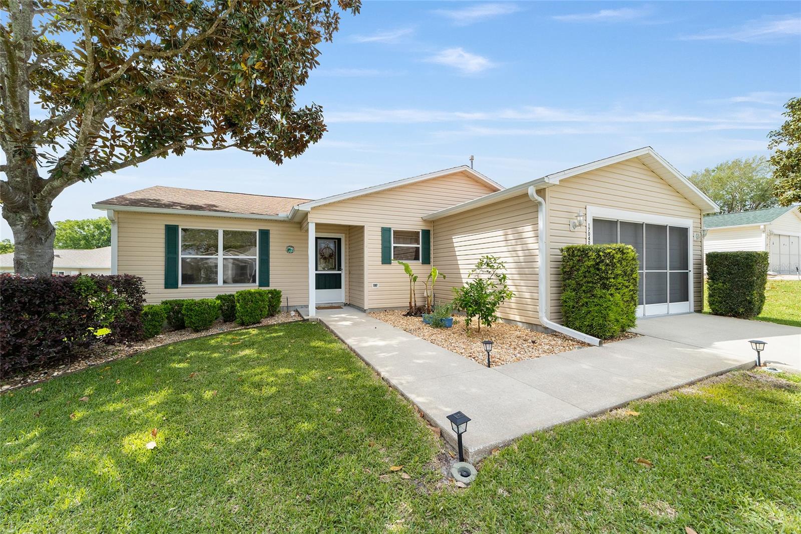 Image 5 of 43 For 17040 96th Chapelwood Circle